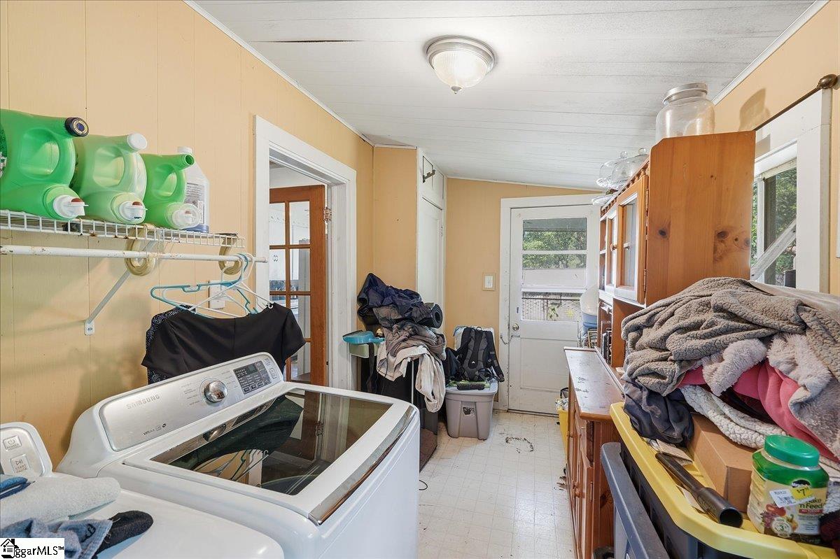 2060 Highway 418 Pelzer, SC 29669