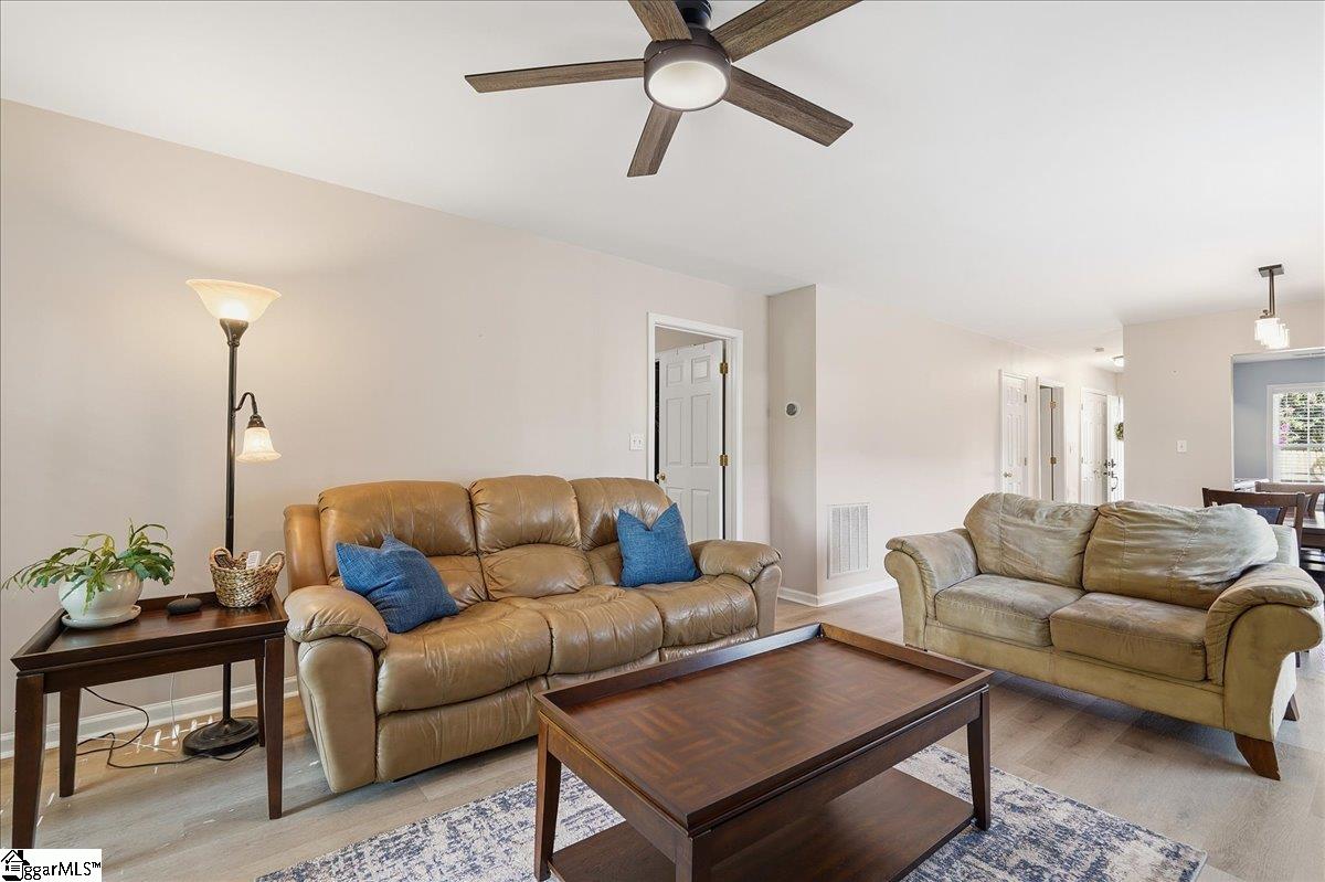 314 Calhoun Estates Drive Spartanburg, SC 29307