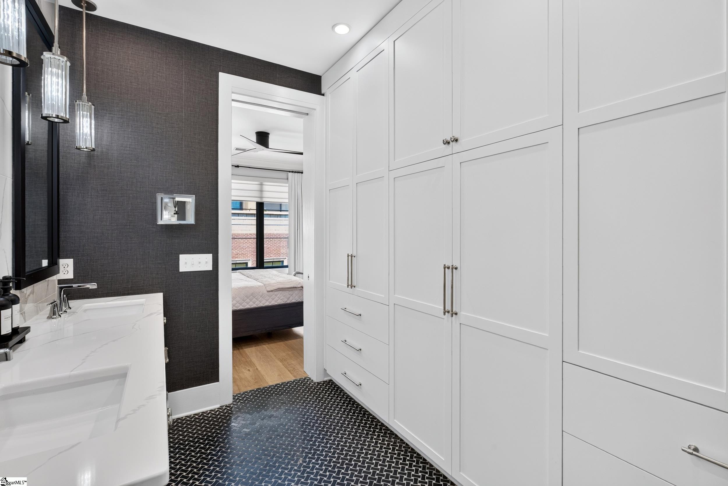 120 Oneal Street Greenville, SC 29601