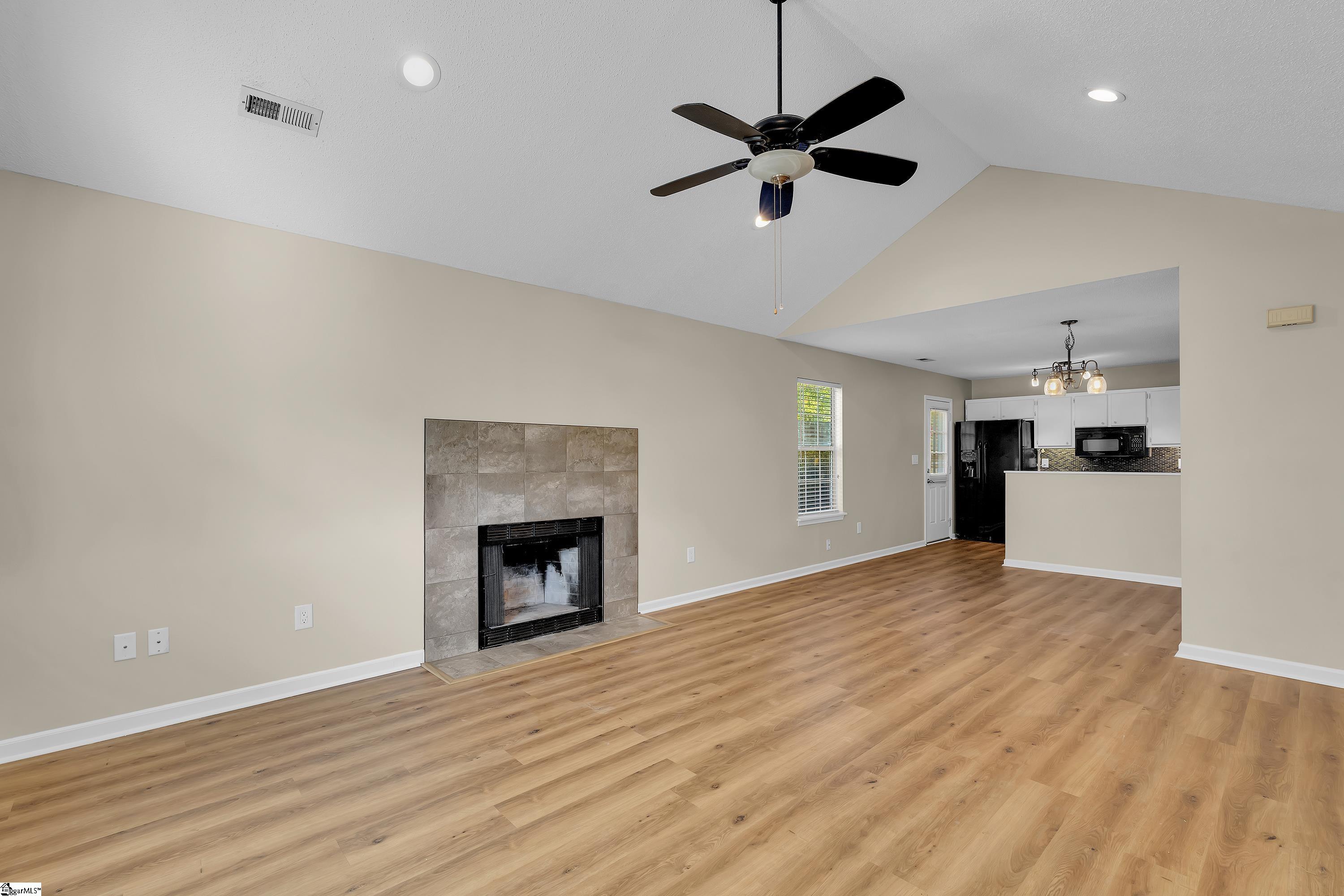 103 Mosspoint Drive Greenville, SC 29617