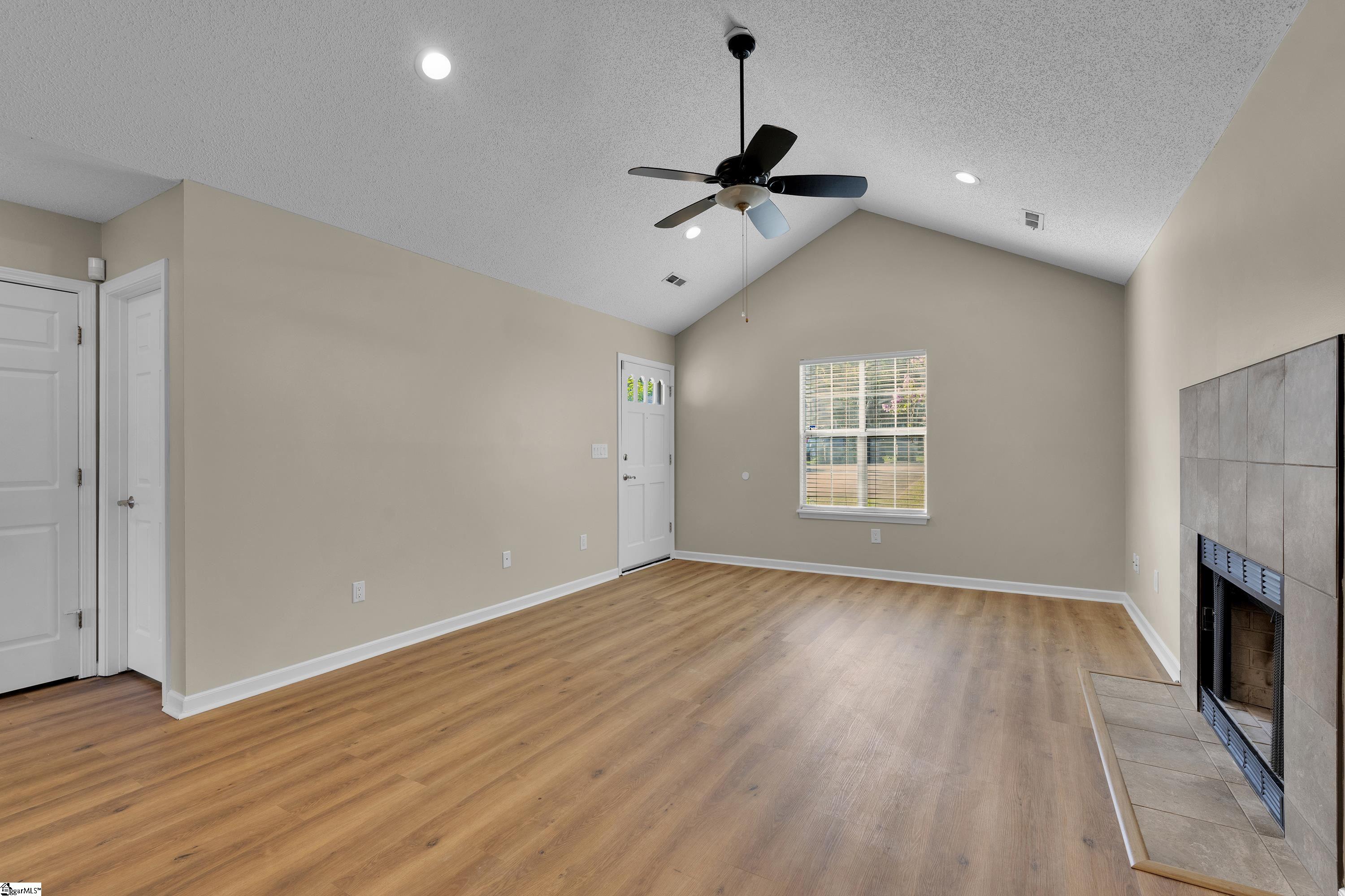 103 Mosspoint Drive Greenville, SC 29617