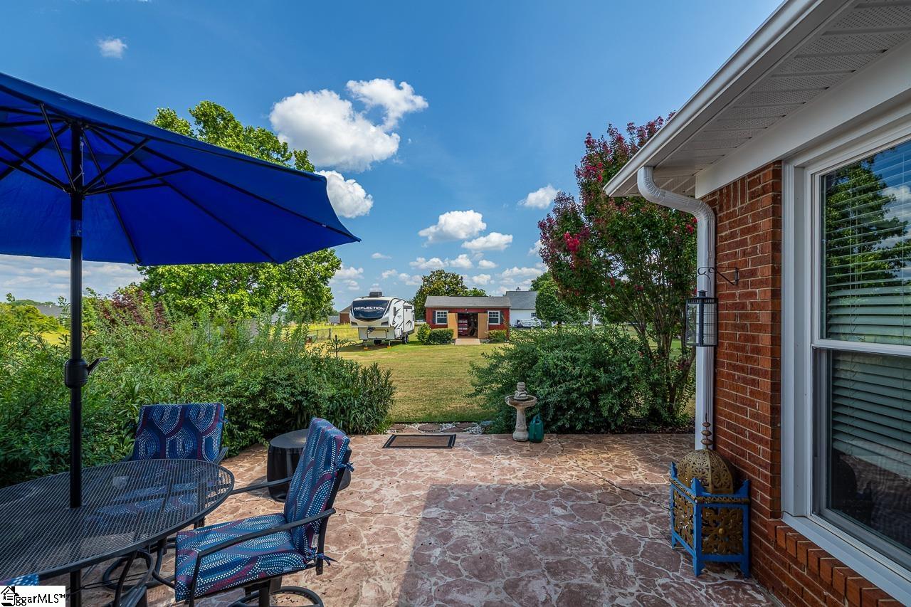 7655 Reidville Road Woodruff, SC 29388