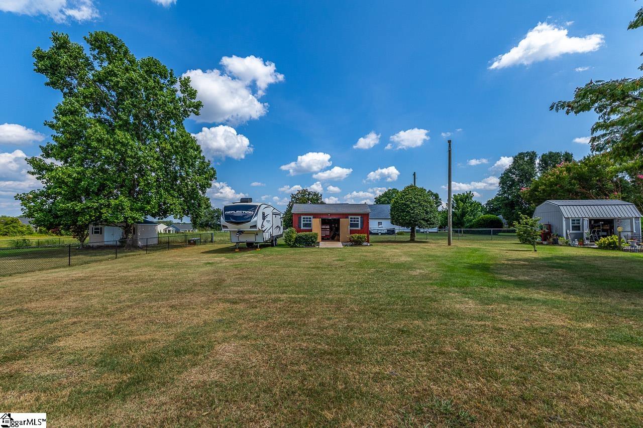 7655 Reidville Road Woodruff, SC 29388
