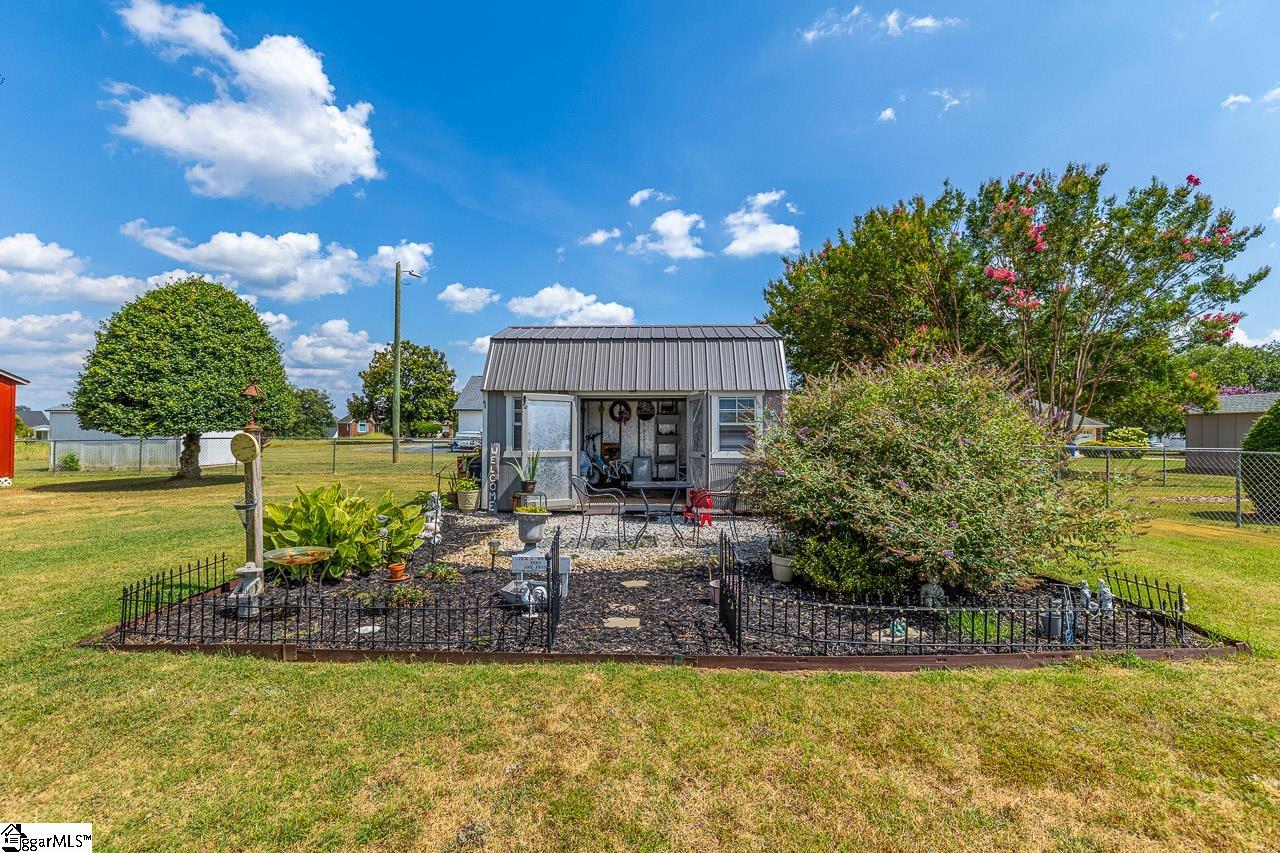 7655 Reidville Road Woodruff, SC 29388