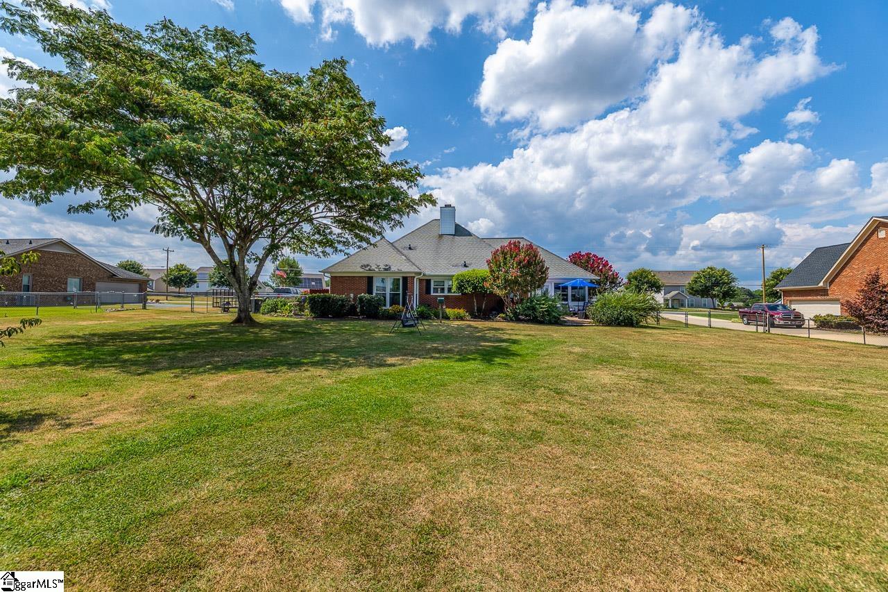 7655 Reidville Road Woodruff, SC 29388
