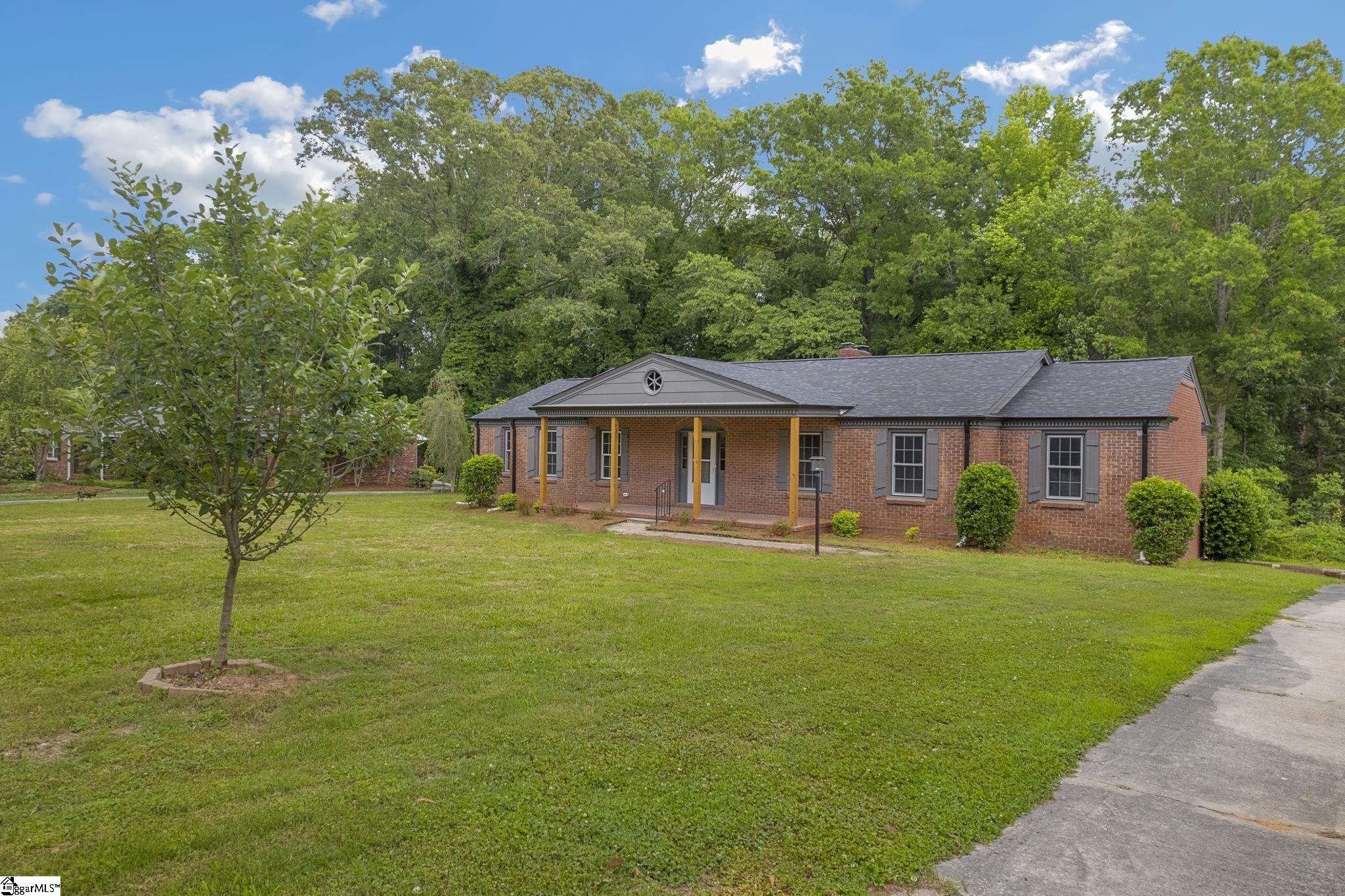 104 Arrowood Lane Laurens, SC 29360