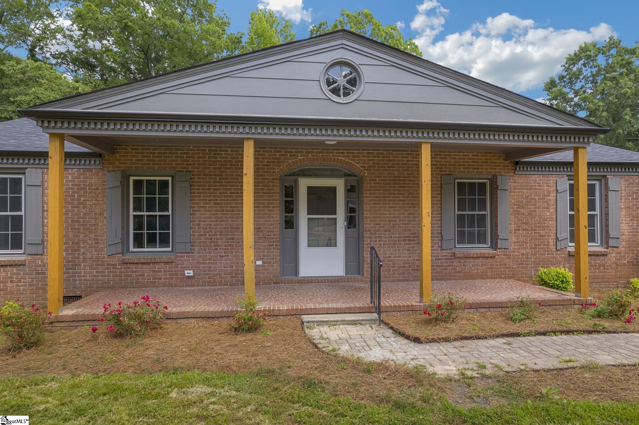 104 Arrowood Lane Laurens, SC 29360