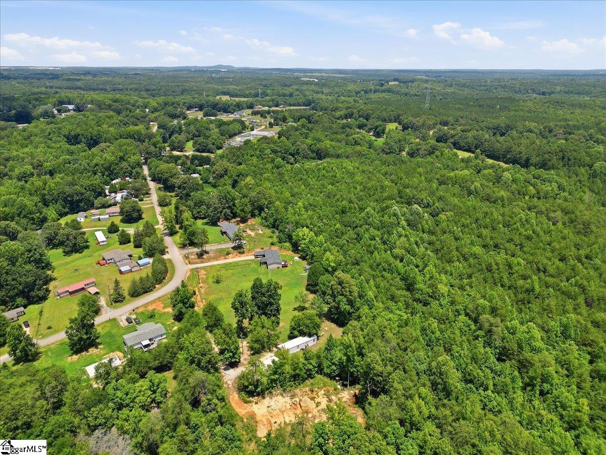 00 Peacefull Valley Road Spartanburg, SC 29302