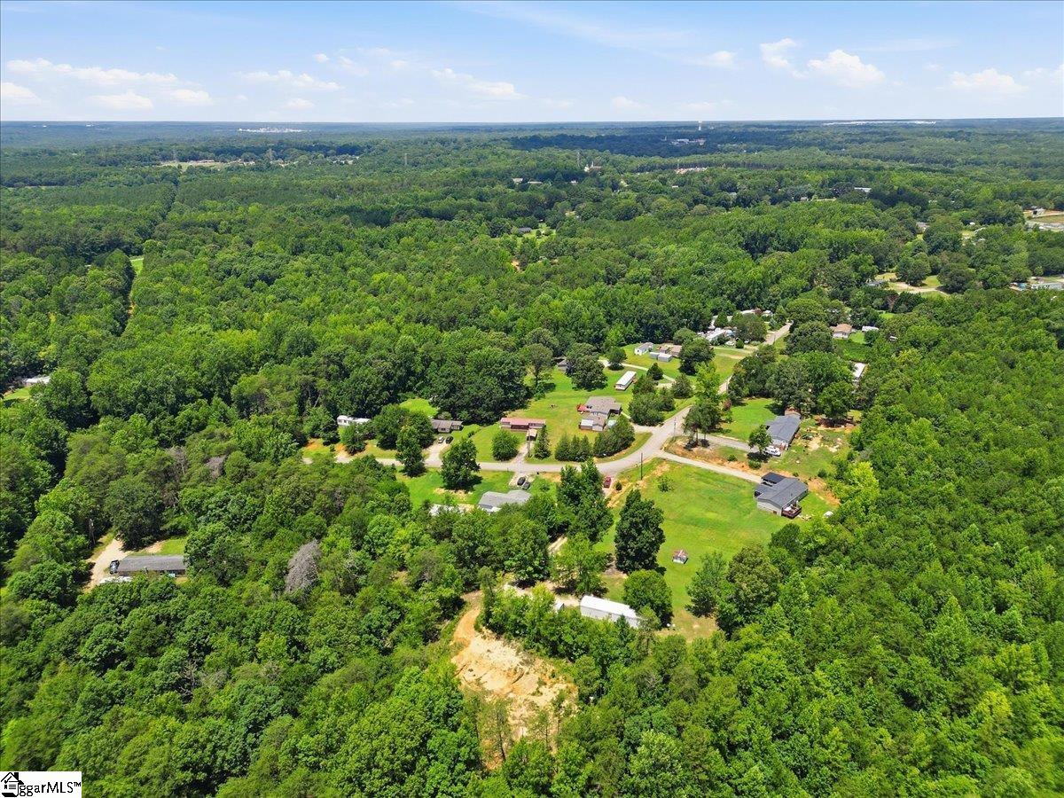00 Peacefull Valley Road Spartanburg, SC 29302