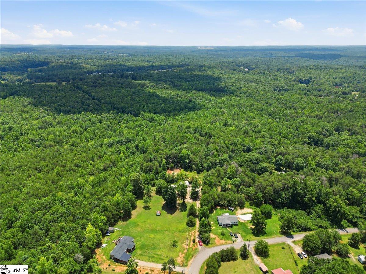 00 Peacefull Valley Road Spartanburg, SC 29302