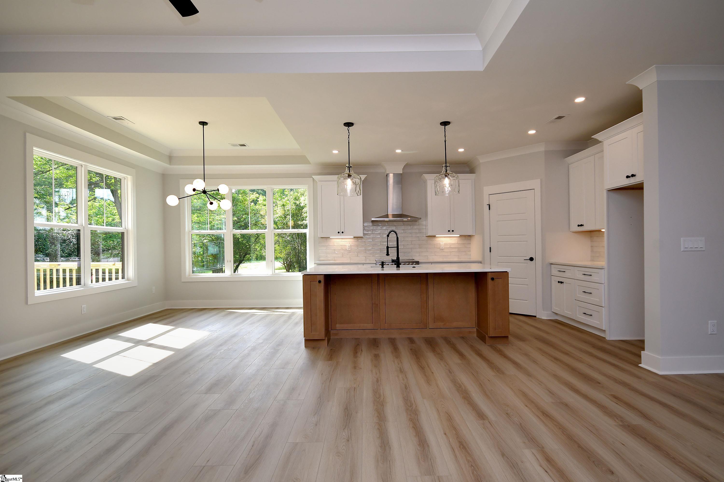 206 Hamilton Street Williamston, SC 29697-1540