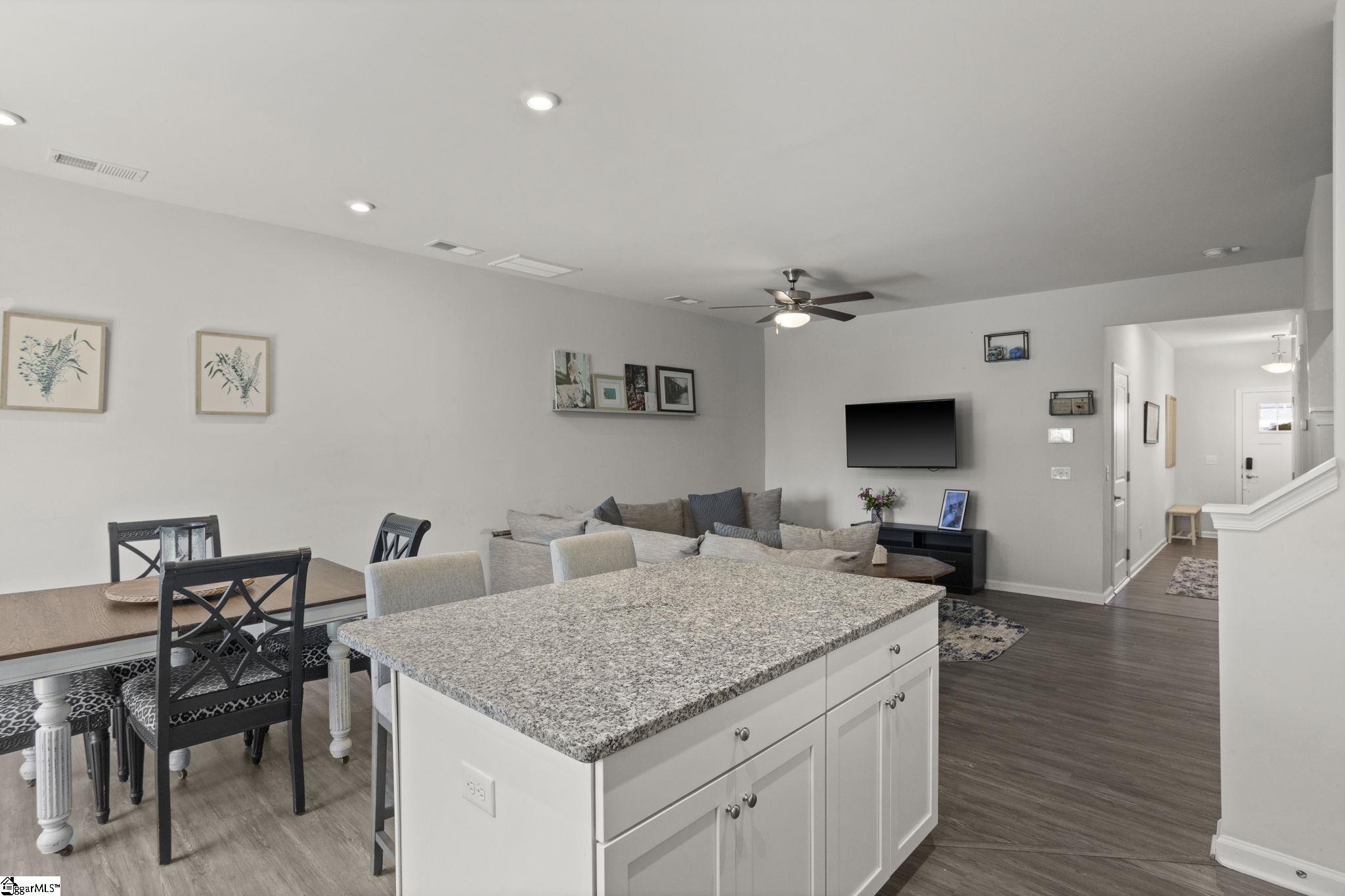 108 Roundtree Drive Simpsonville, SC 29681
