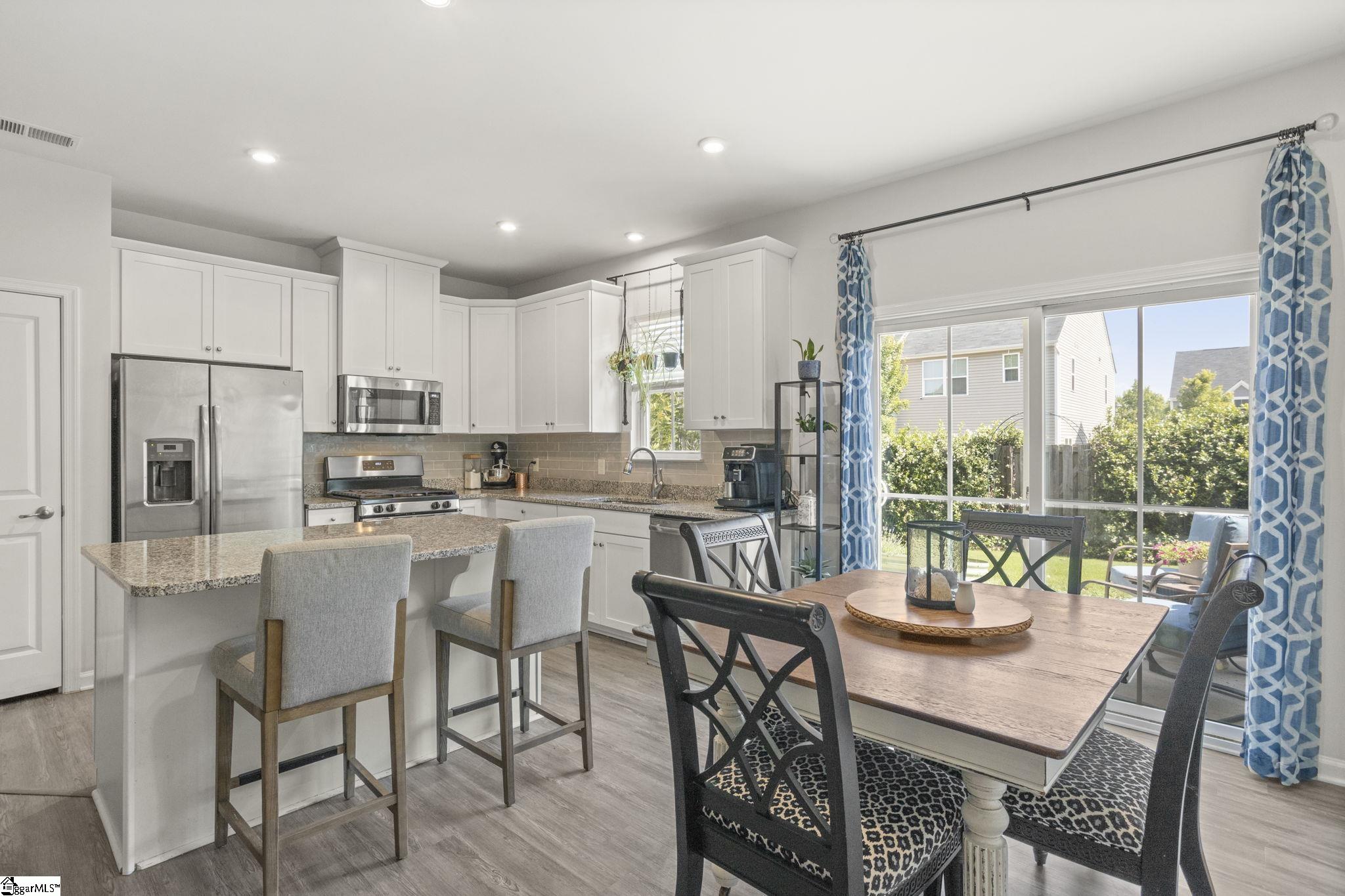108 Roundtree Drive Simpsonville, SC 29681