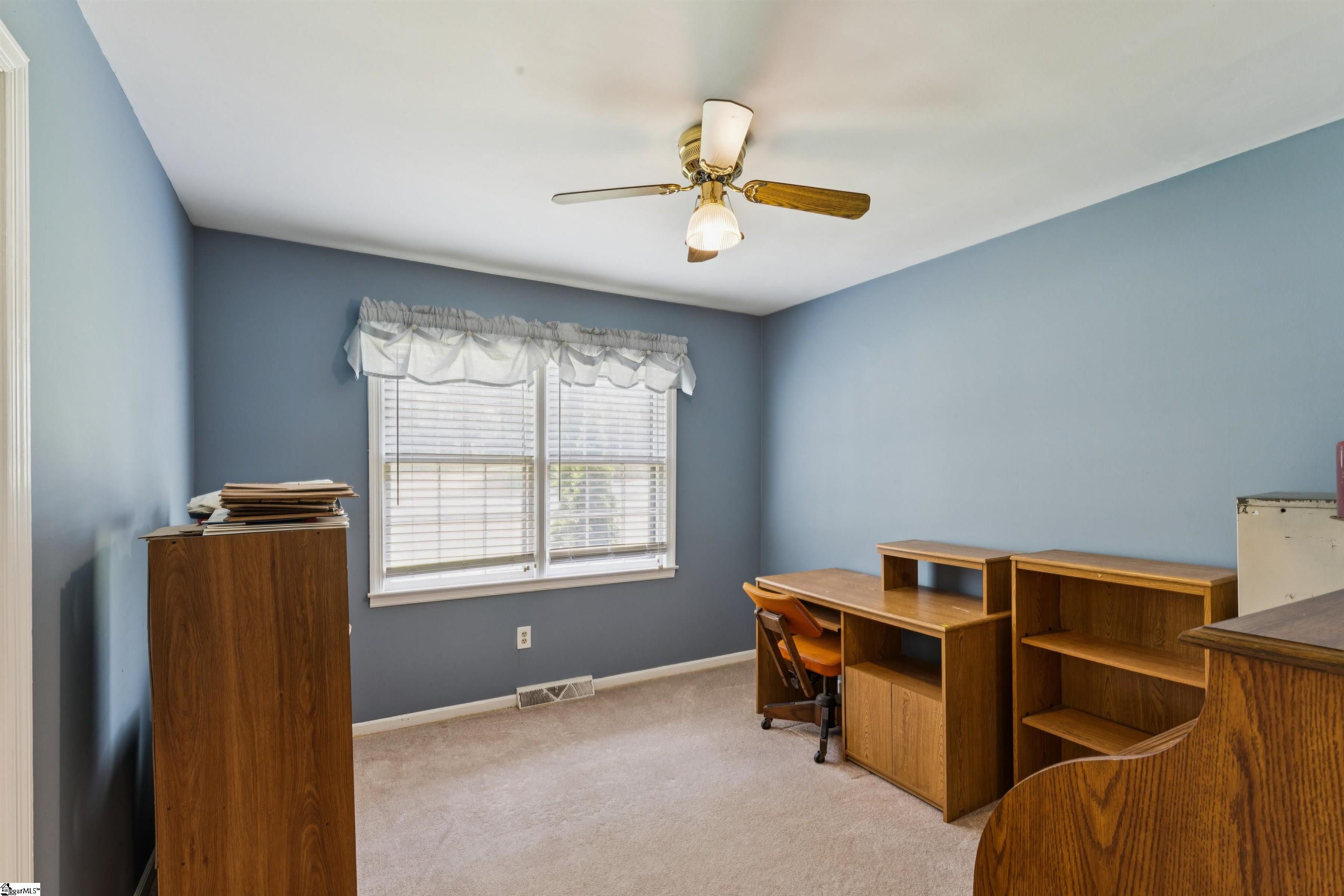 15 Weehawken Circle Taylors, SC 29687