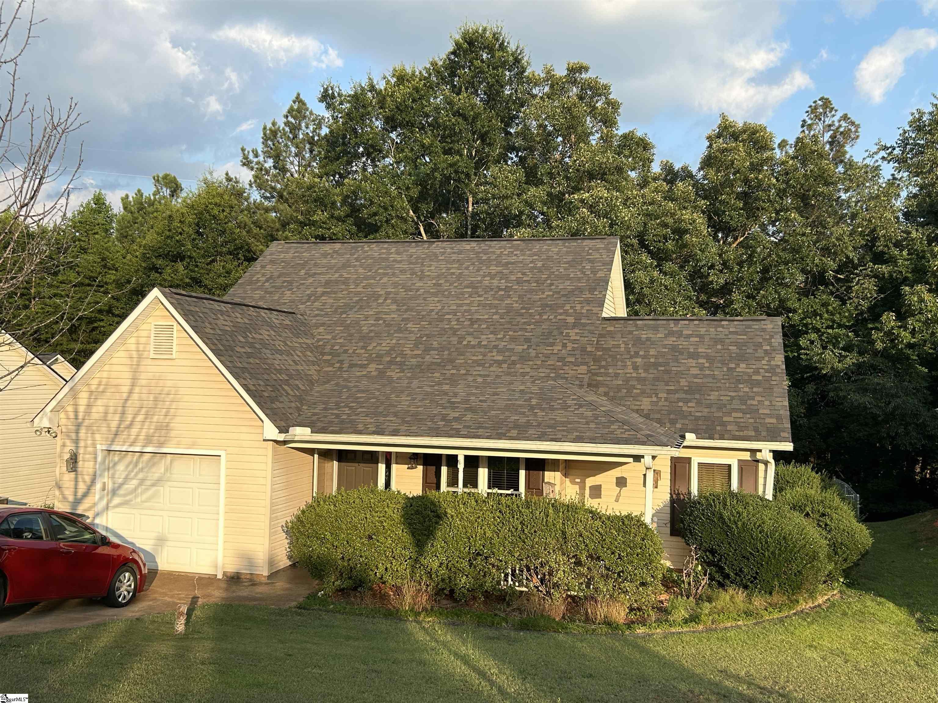 46 Ridge Road Greenville, SC 29617