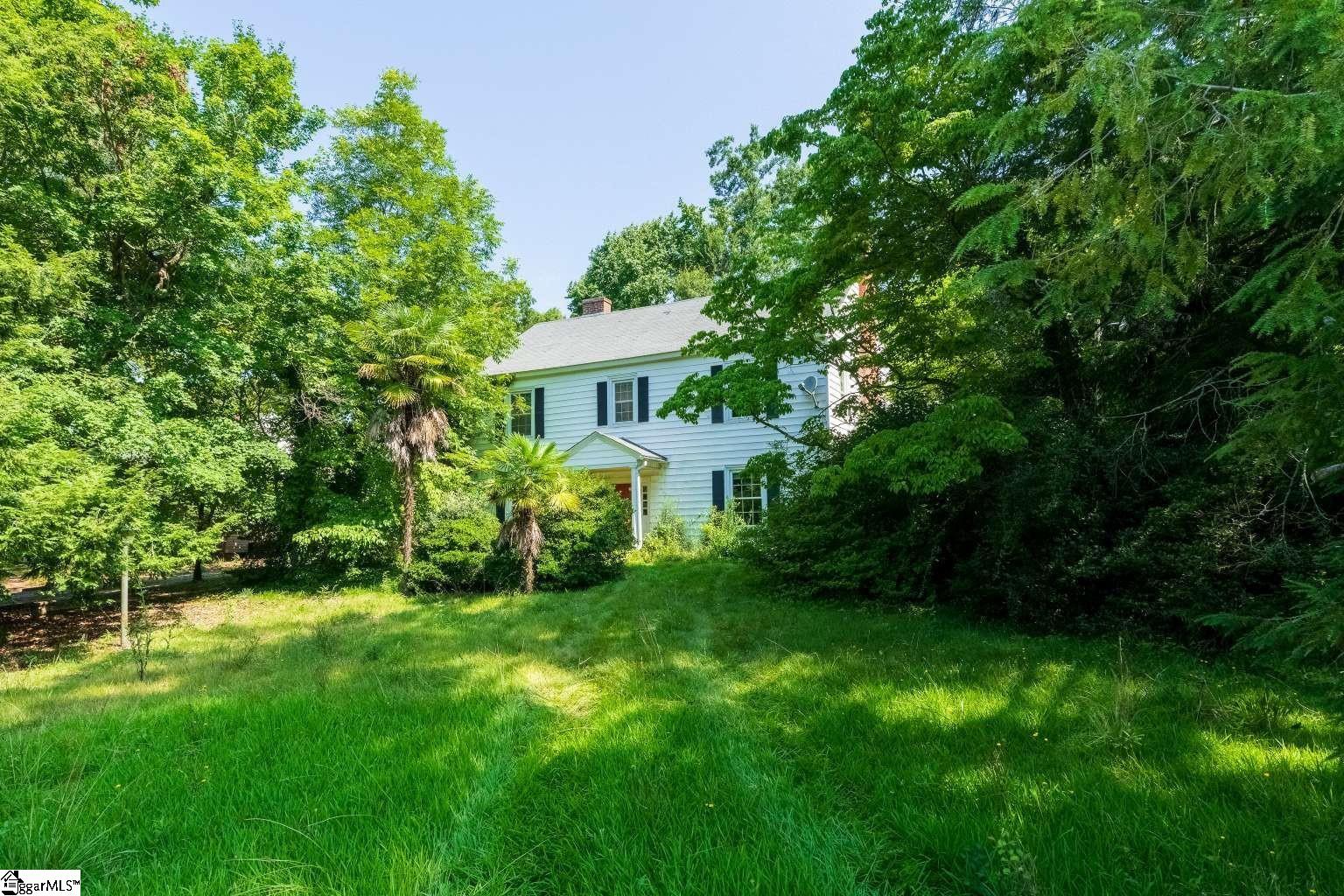 204 W Farley Avenue Laurens, SC 29360