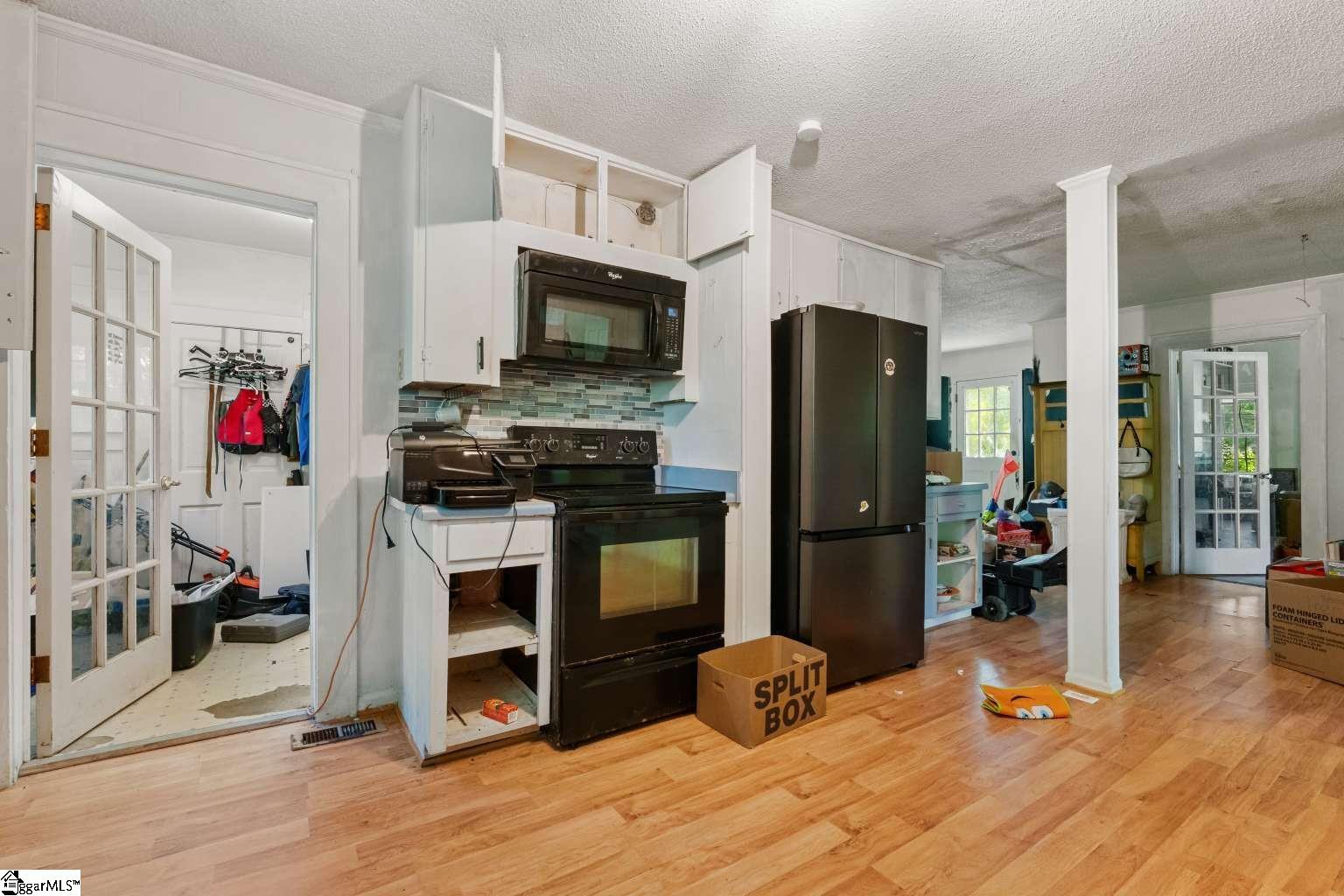 204 W Farley Avenue Laurens, SC 29360