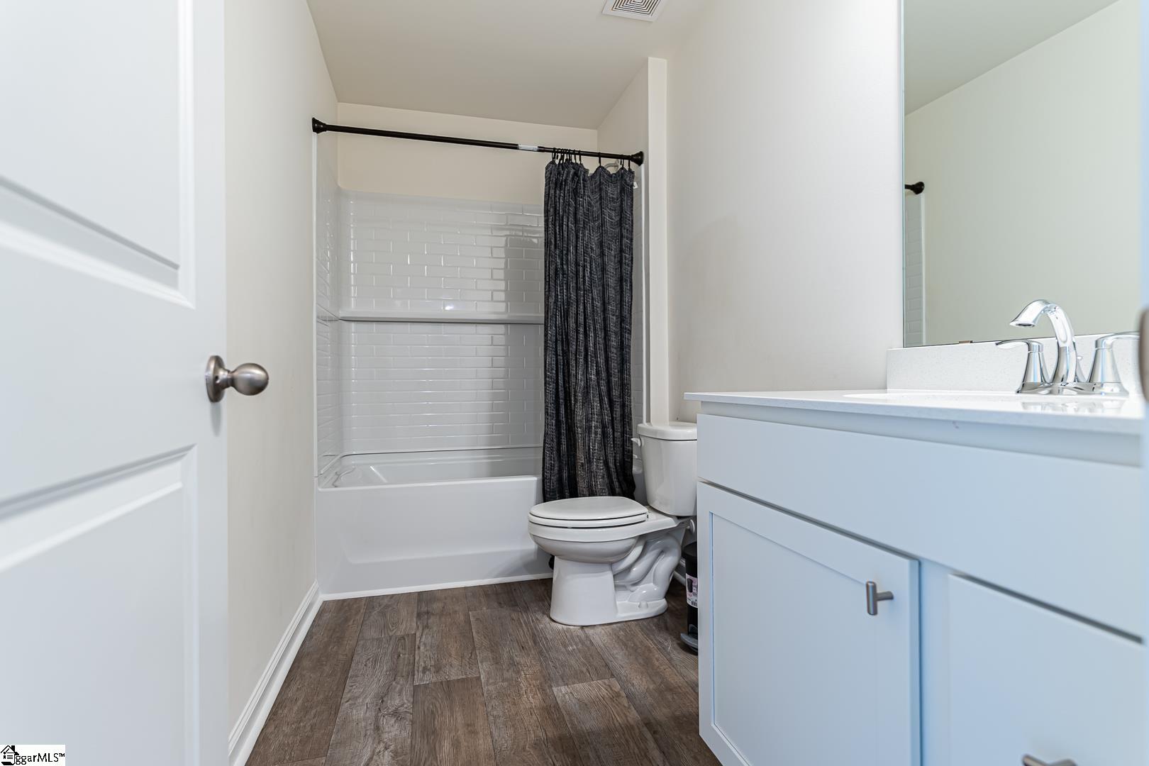 6076 Willutuck Drive Boiling Springs, SC 29316