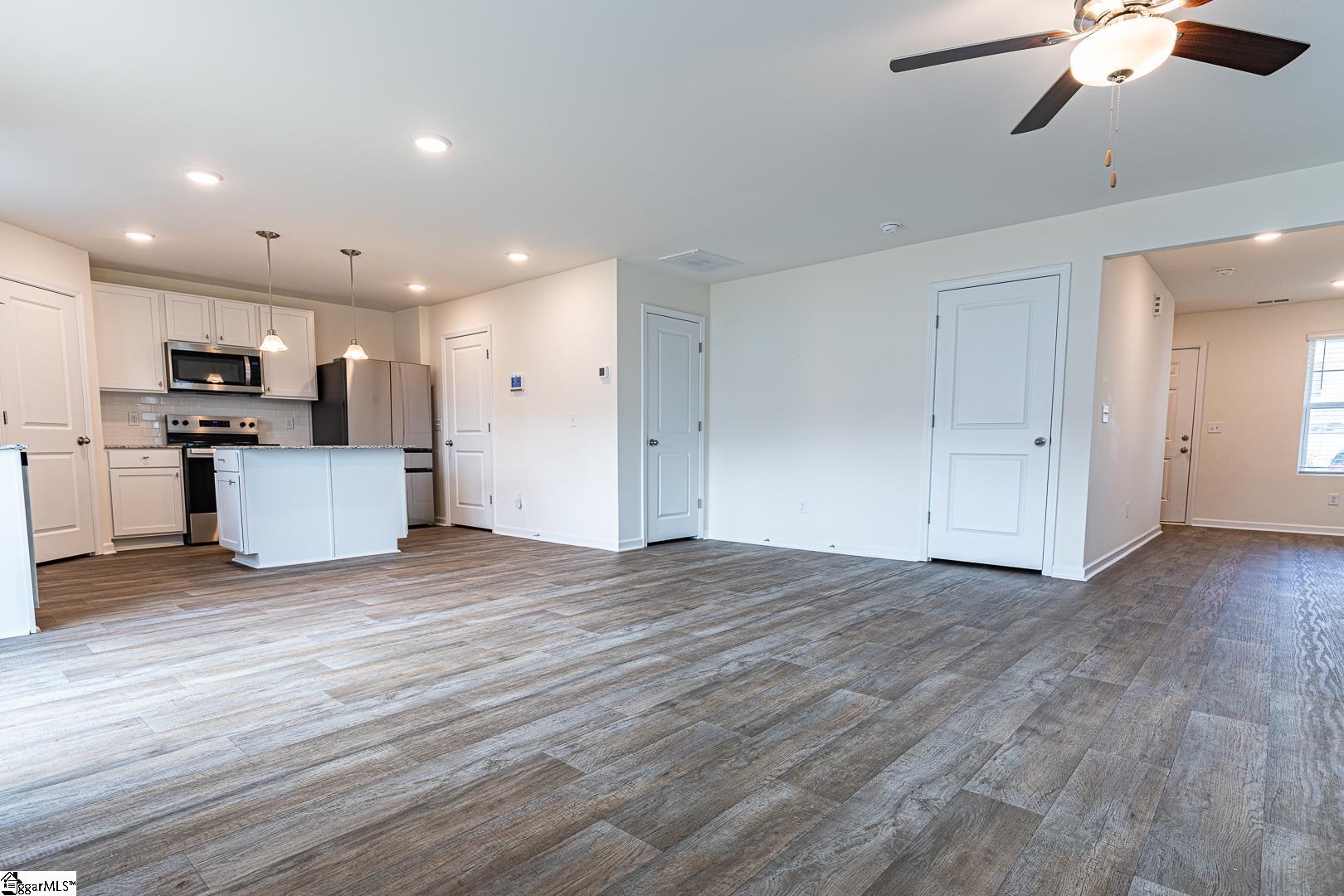 6076 Willutuck Drive Boiling Springs, SC 29316