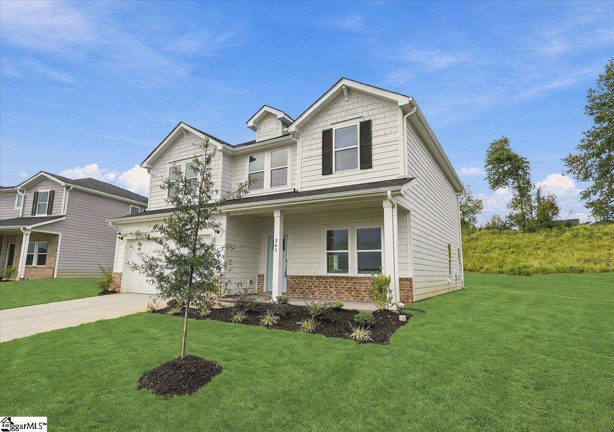 Photo 3 of Single family home for sale at 243 Abraham Wy, Boiling Springs, SC 29316 | MLS# 1597136 | Listing updated on 2026-09-17