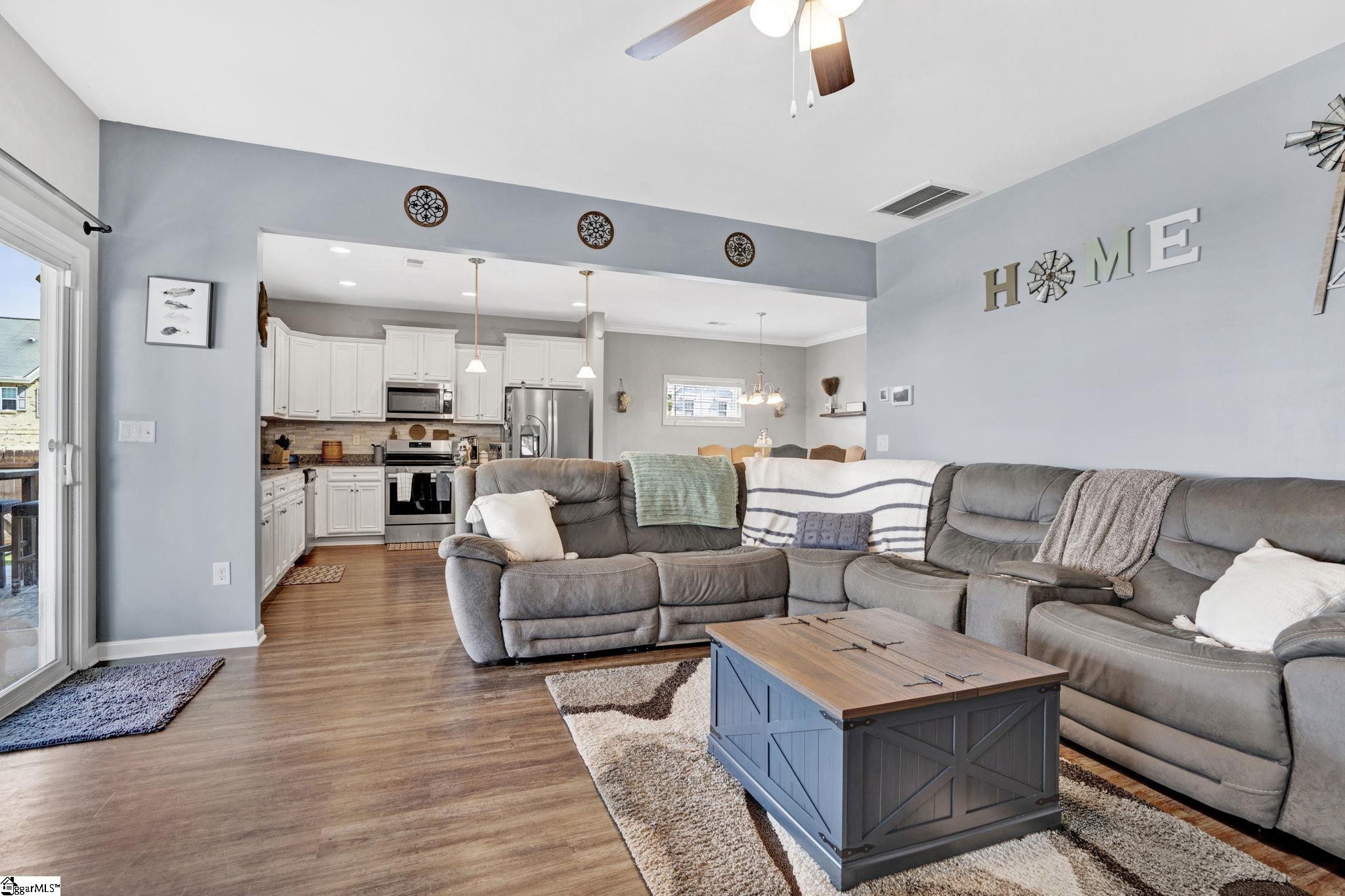 817 Camberwell Road Simpsonville, SC 29680-8202