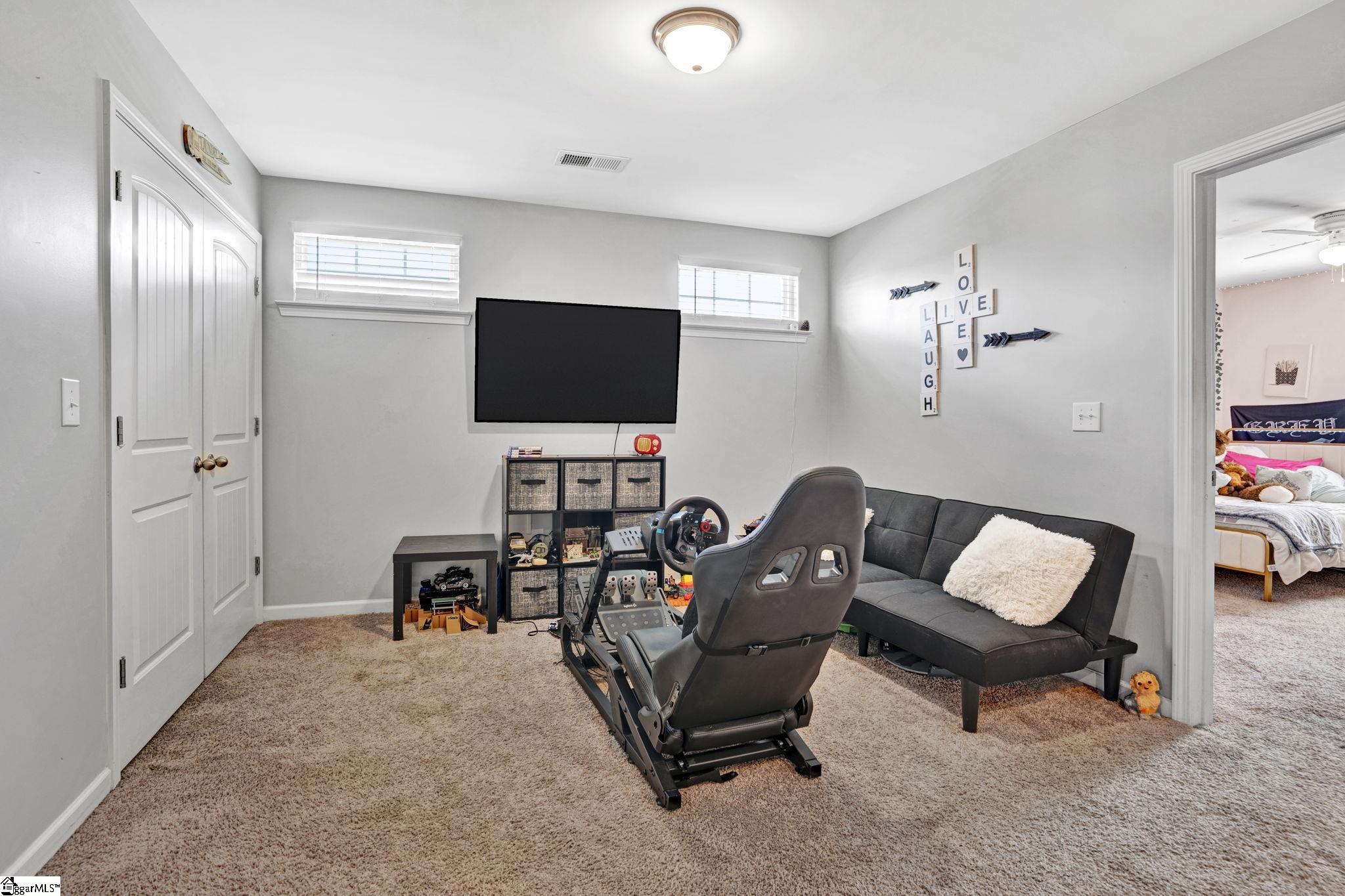 817 Camberwell Road Simpsonville, SC 29680-8202