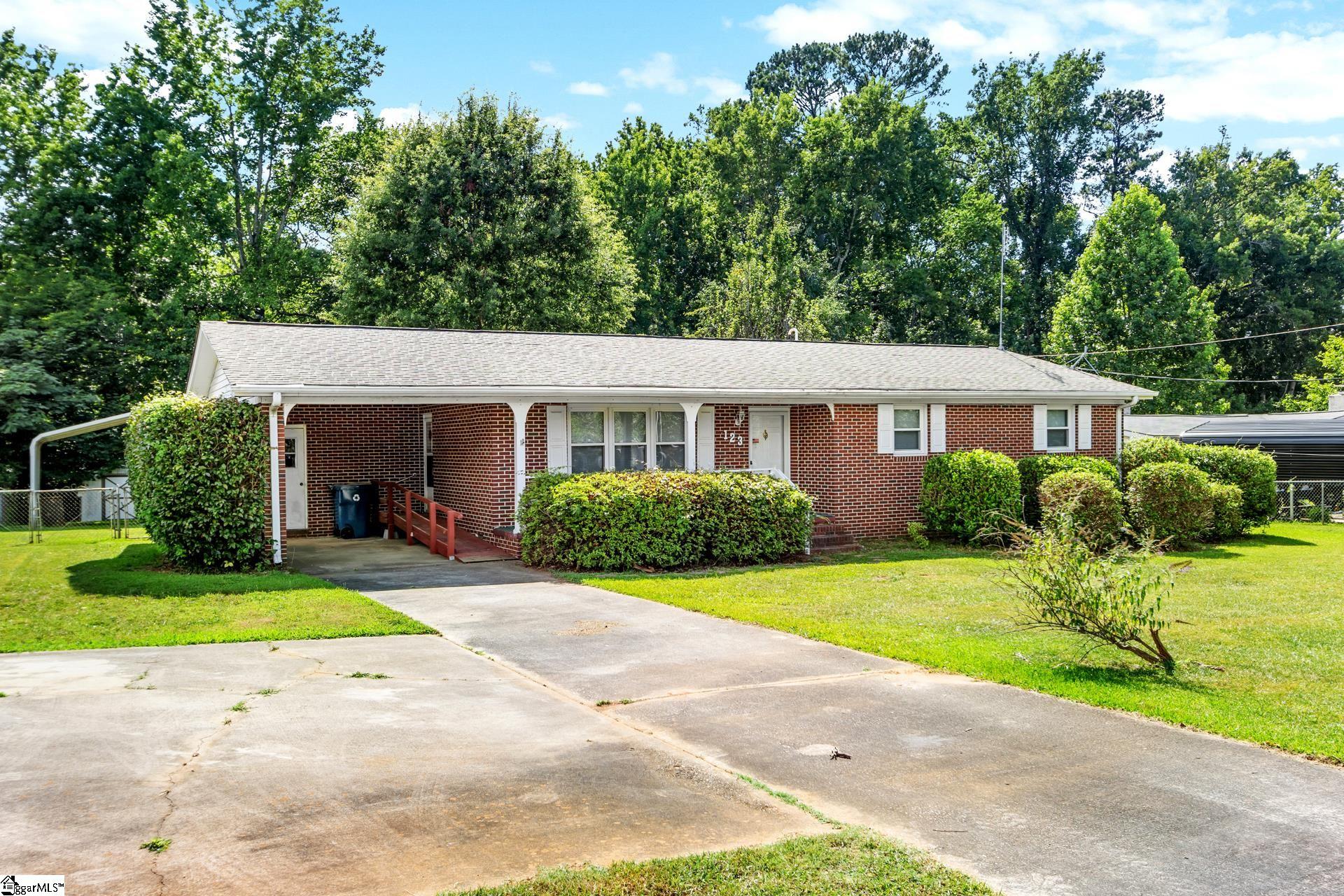 123 Pope Street Greenwood, SC 29649