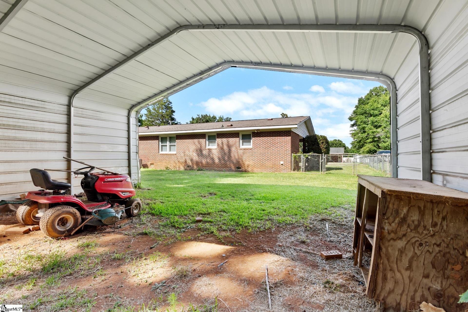 123 Pope Street Greenwood, SC 29649