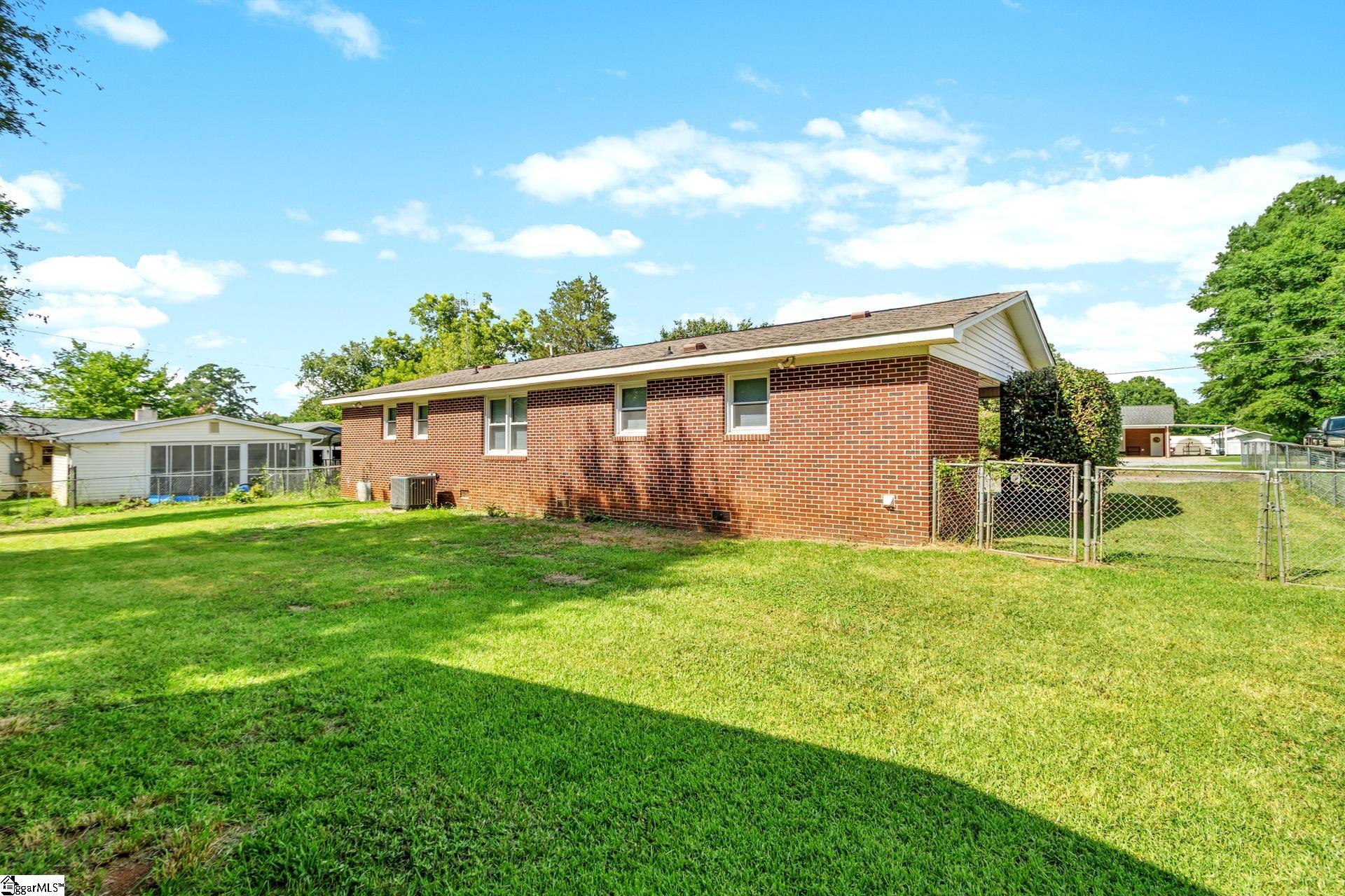 123 Pope Street Greenwood, SC 29649