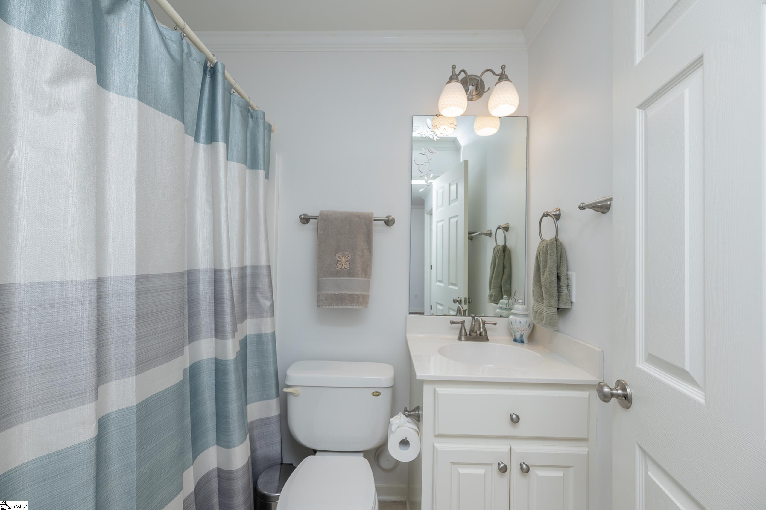 109 Shalom Drive Simpsonville, SC 29681
