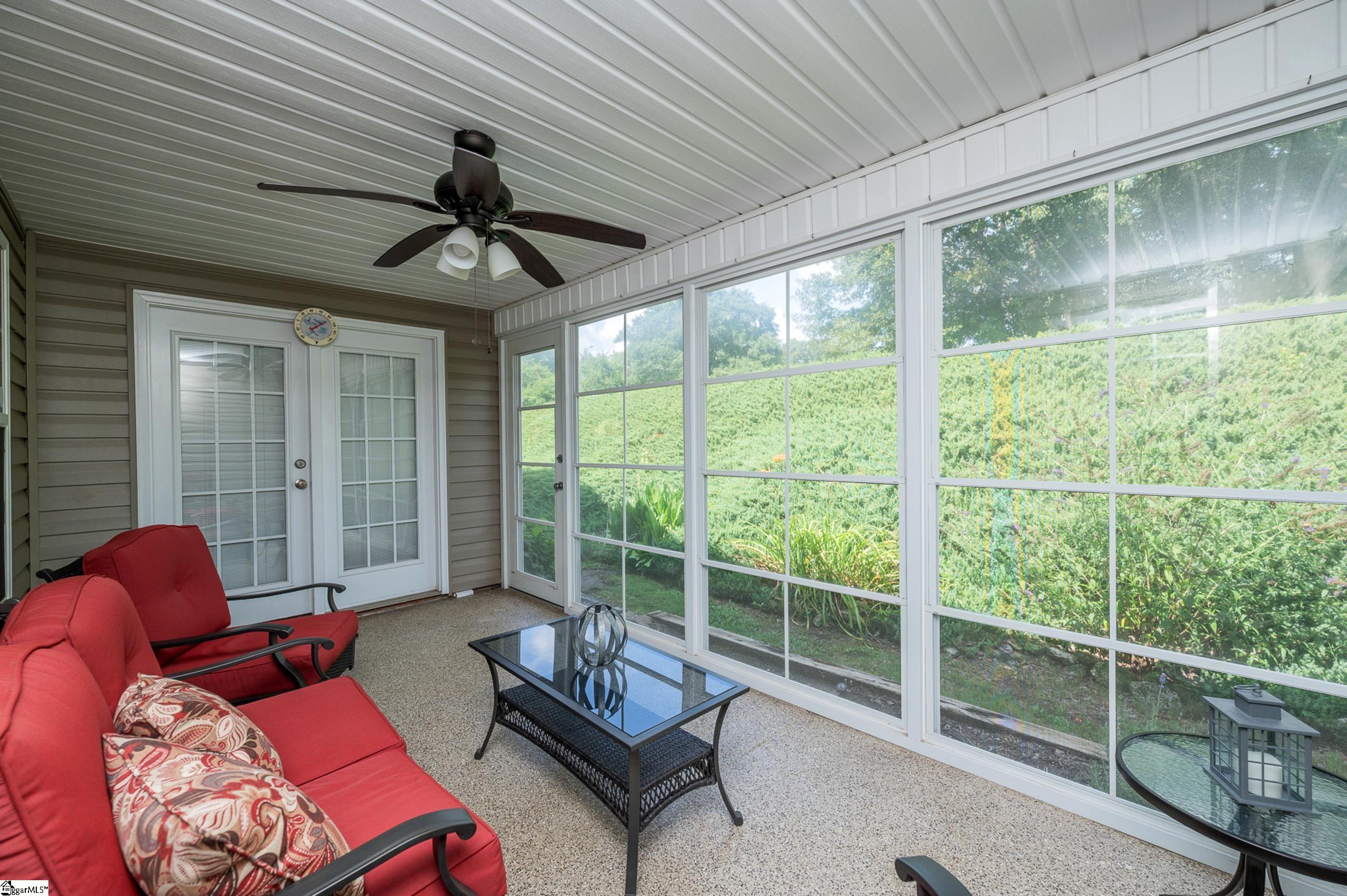 109 Shalom Drive Simpsonville, SC 29681