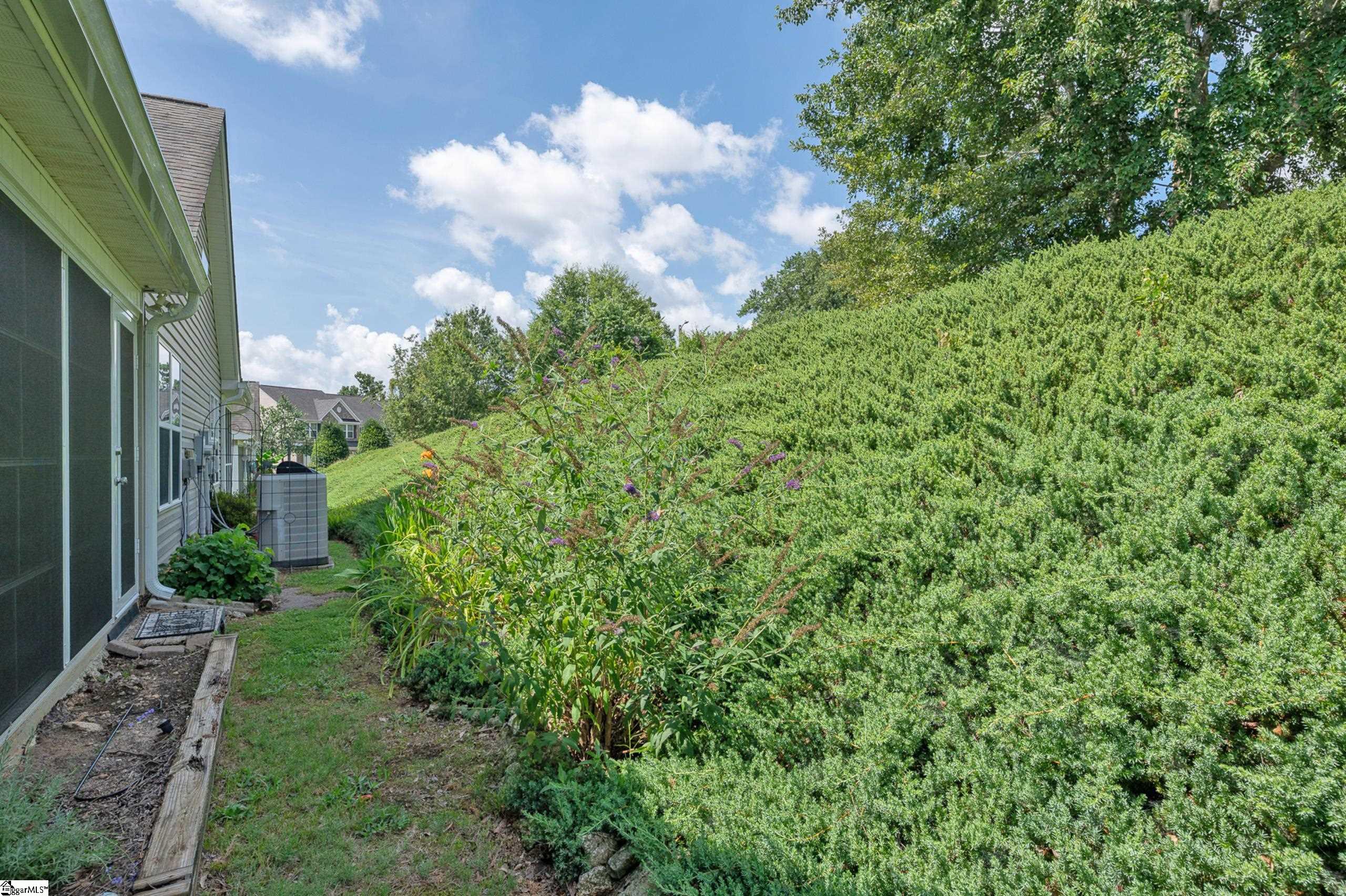 109 Shalom Drive Simpsonville, SC 29681