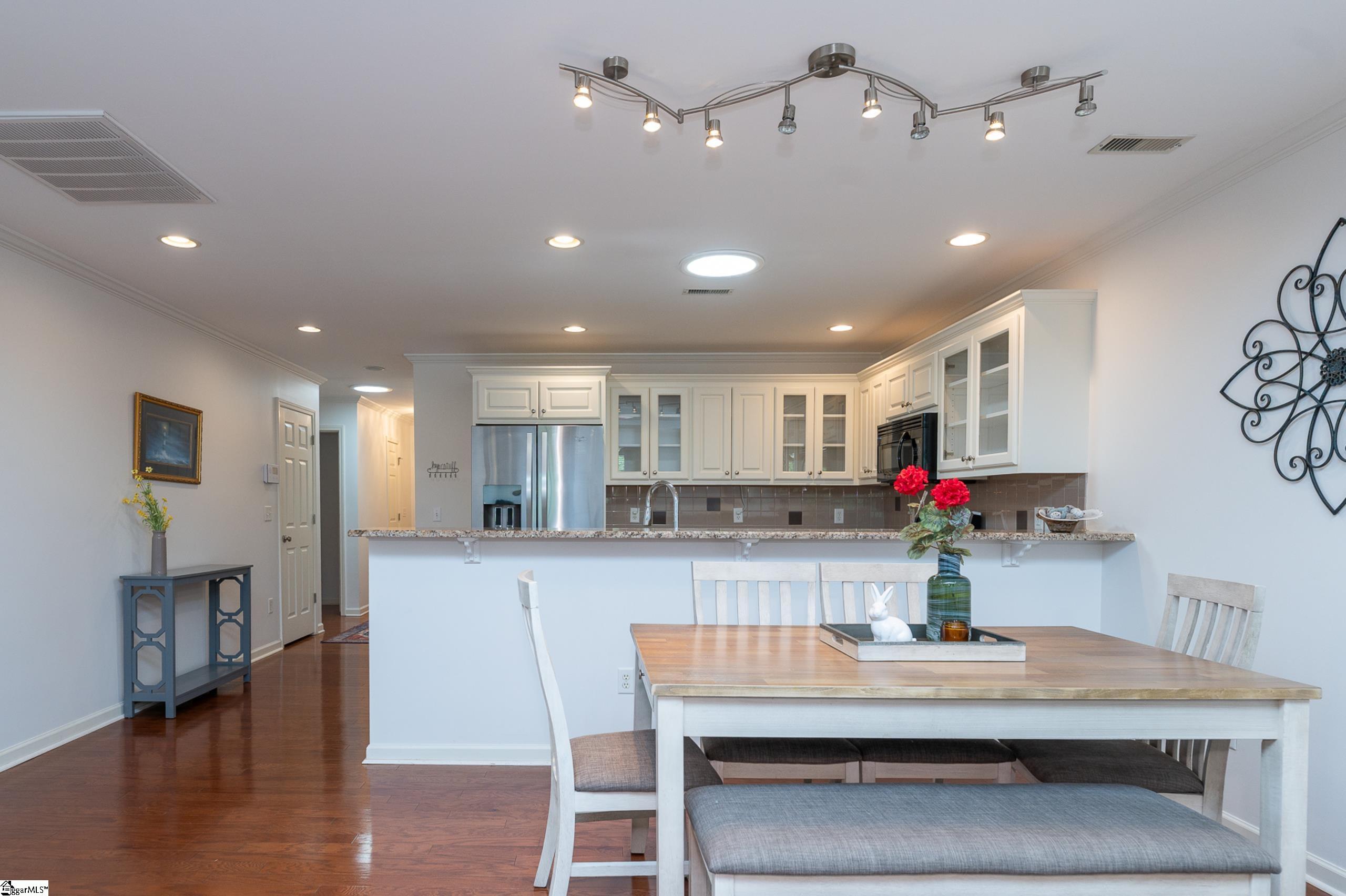 109 Shalom Drive Simpsonville, SC 29681