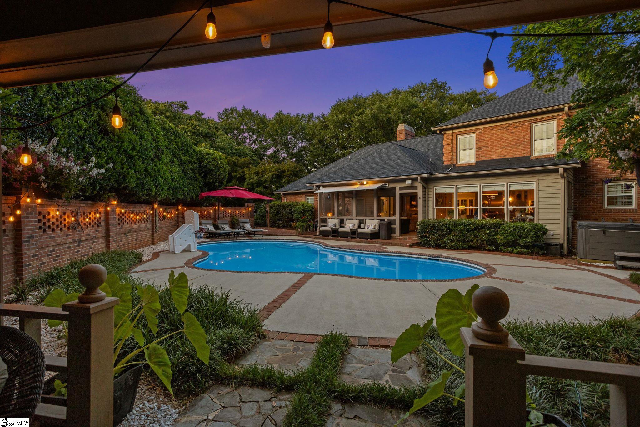 29 Quail Hill Drive Greenville, SC 29607