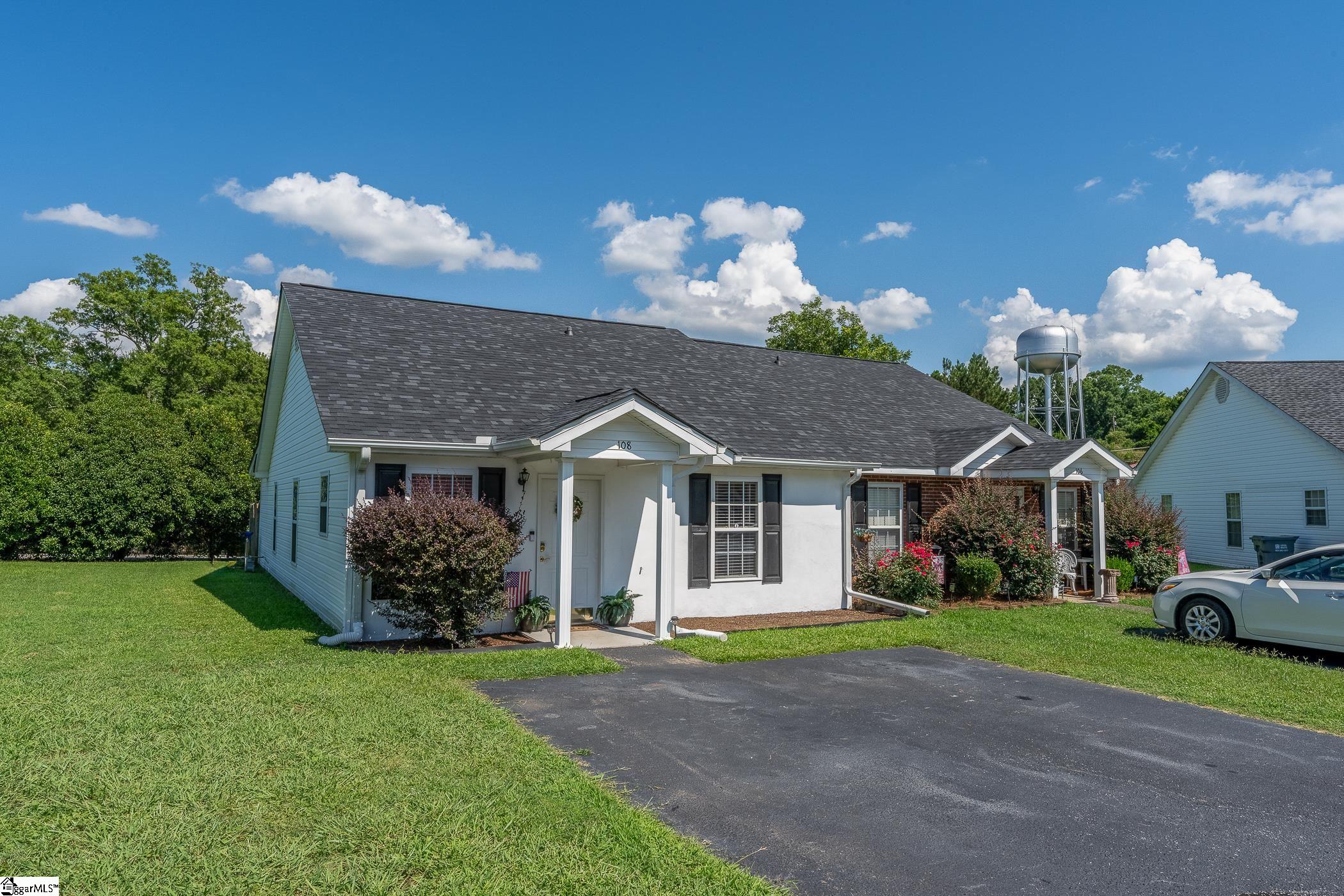 108 Pender Row Circle Ninety Six, SC 29666