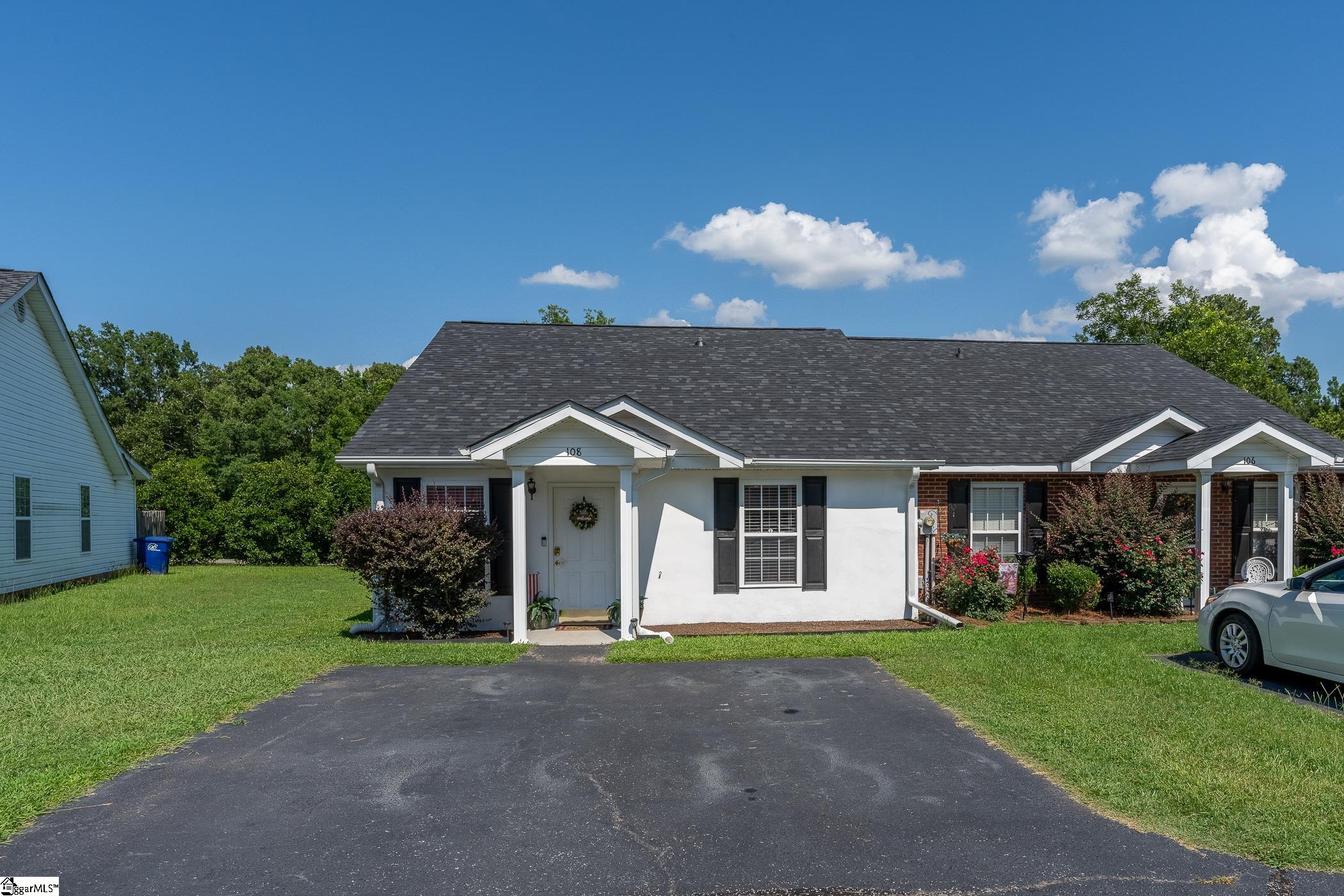 108 Pender Row Circle Ninety Six, SC 29666