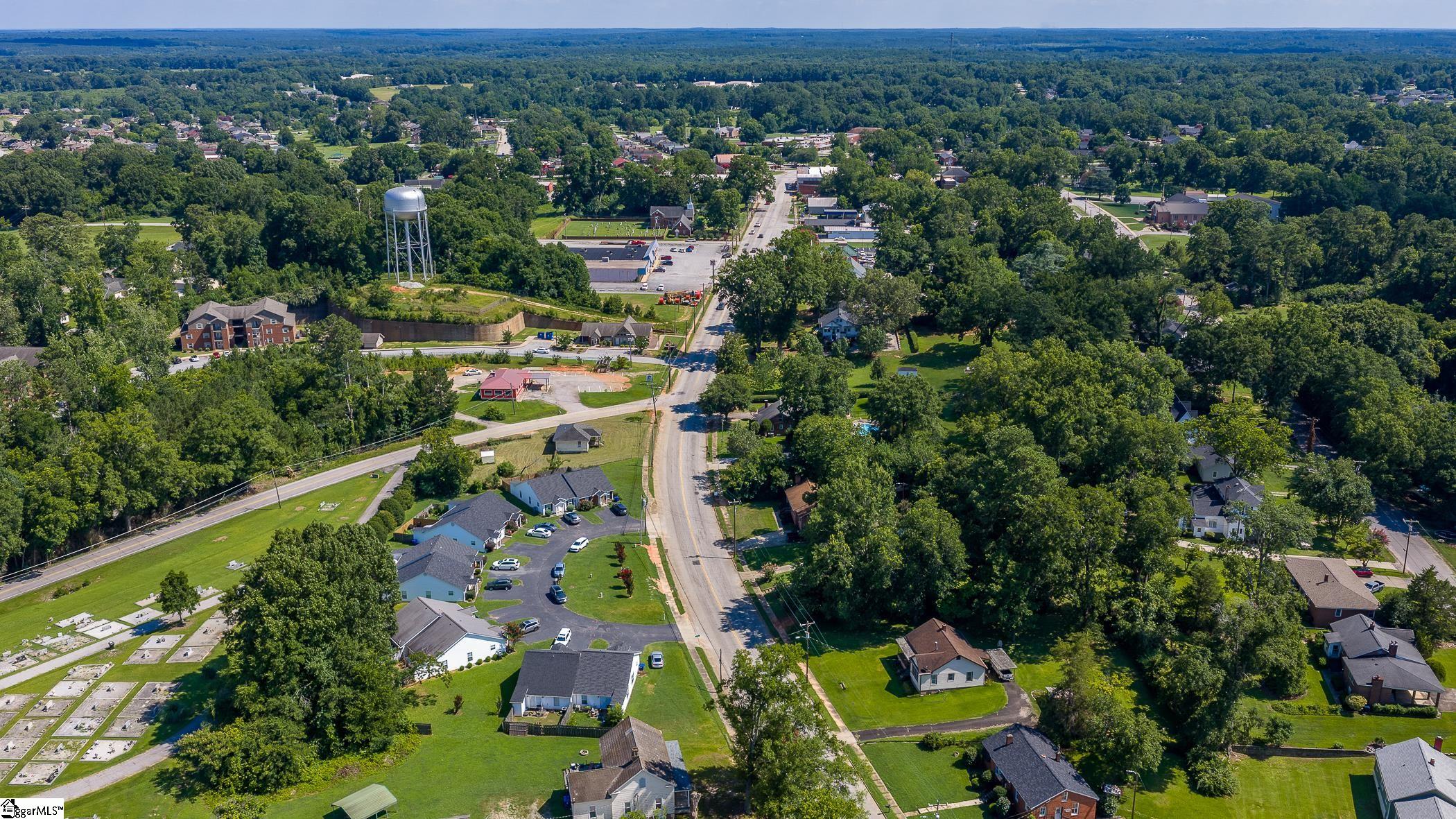 108 Pender Row Circle Ninety Six, SC 29666