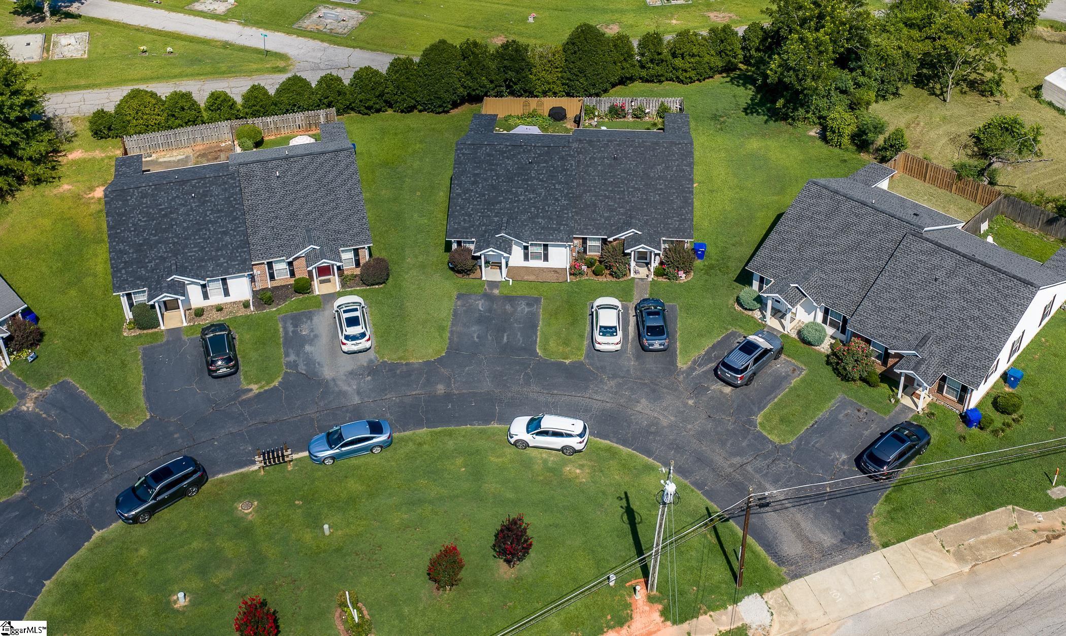 108 Pender Row Circle Ninety Six, SC 29666