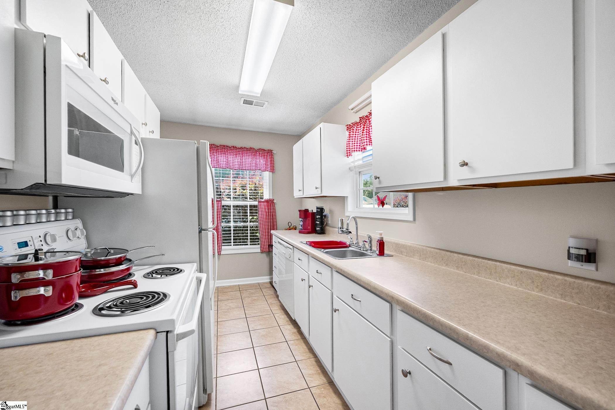 108 Pender Row Circle Ninety Six, SC 29666
