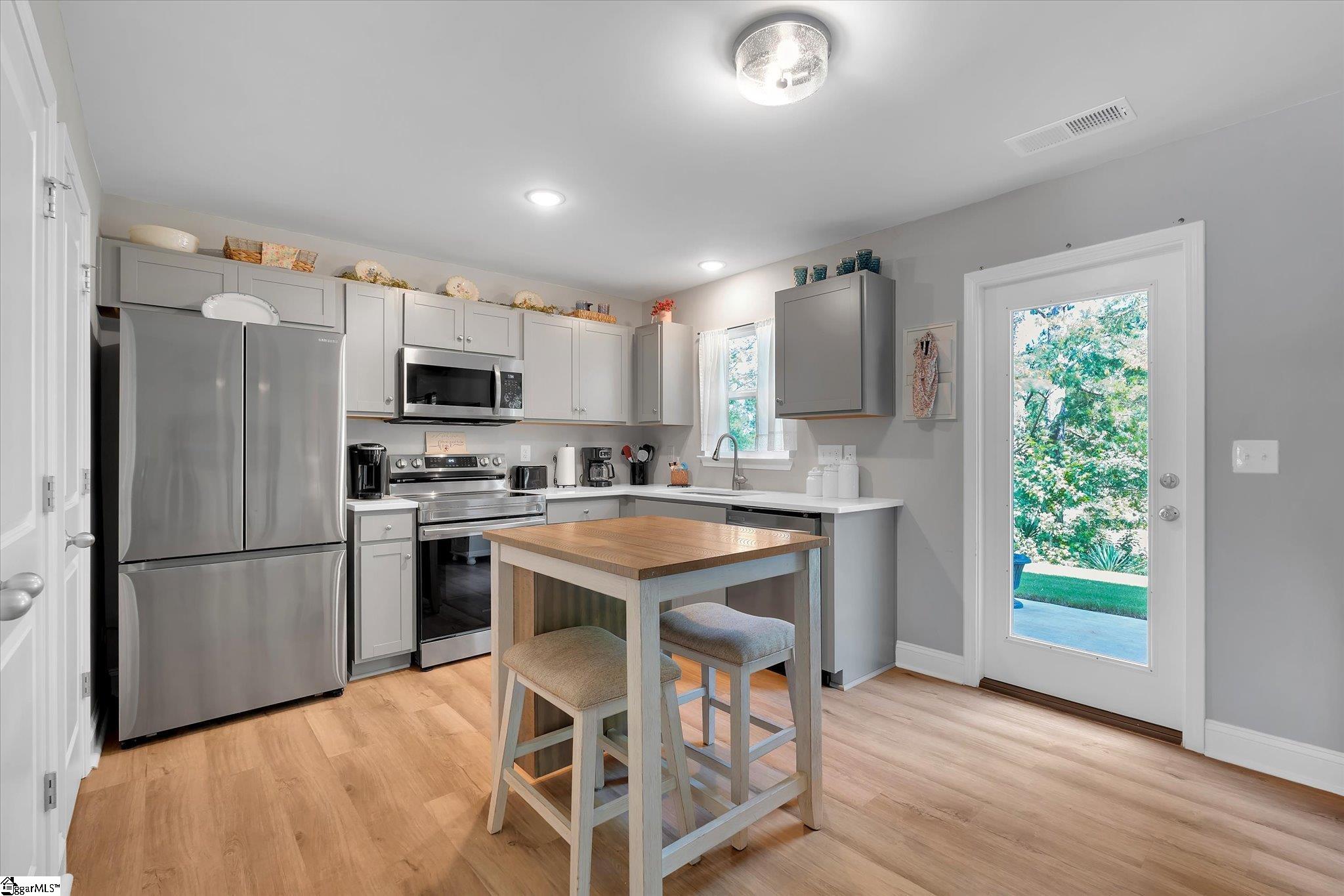 104 Forest Drive Liberty, SC 29657