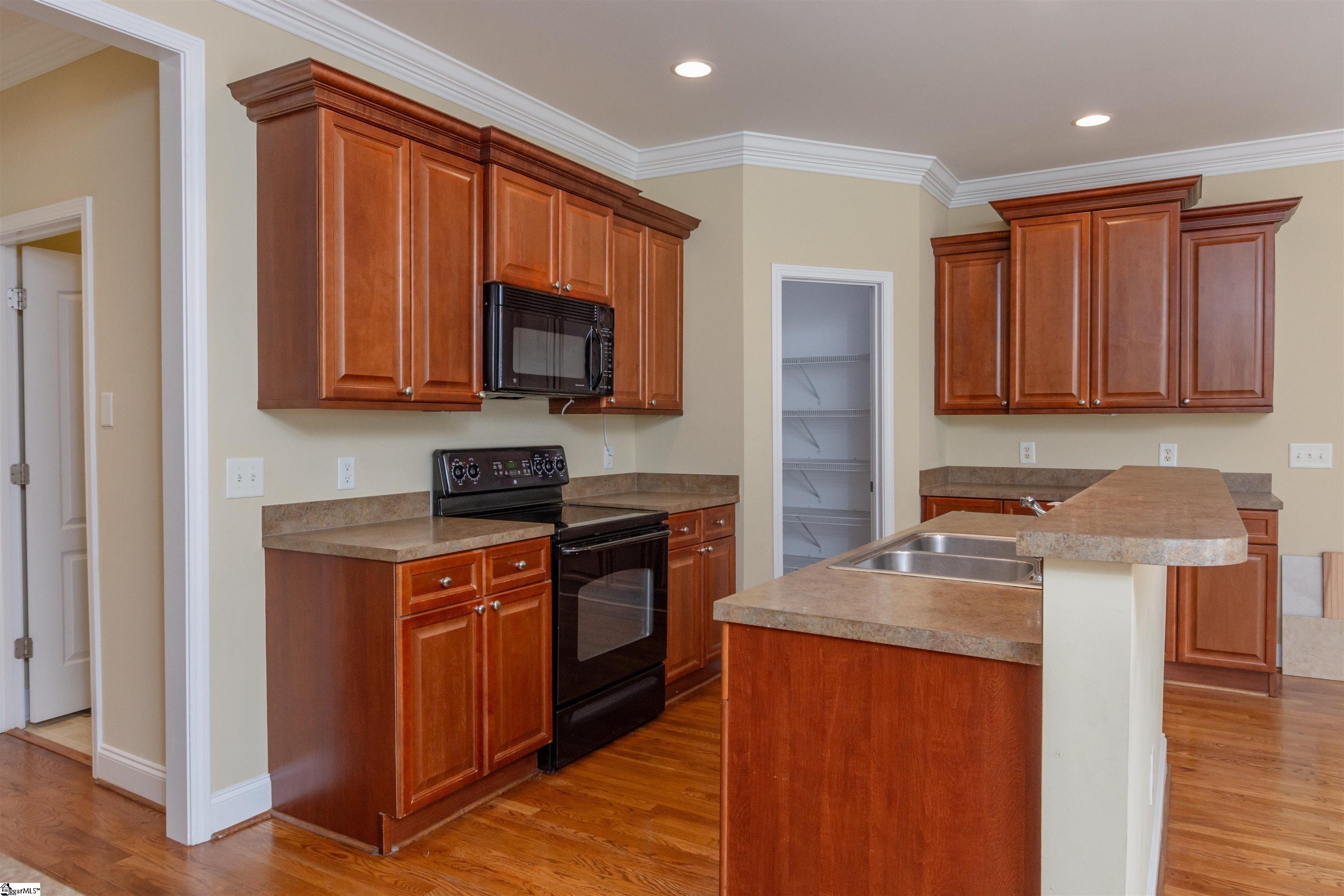 6 Moss Wood Circle Simpsonville, SC 29681