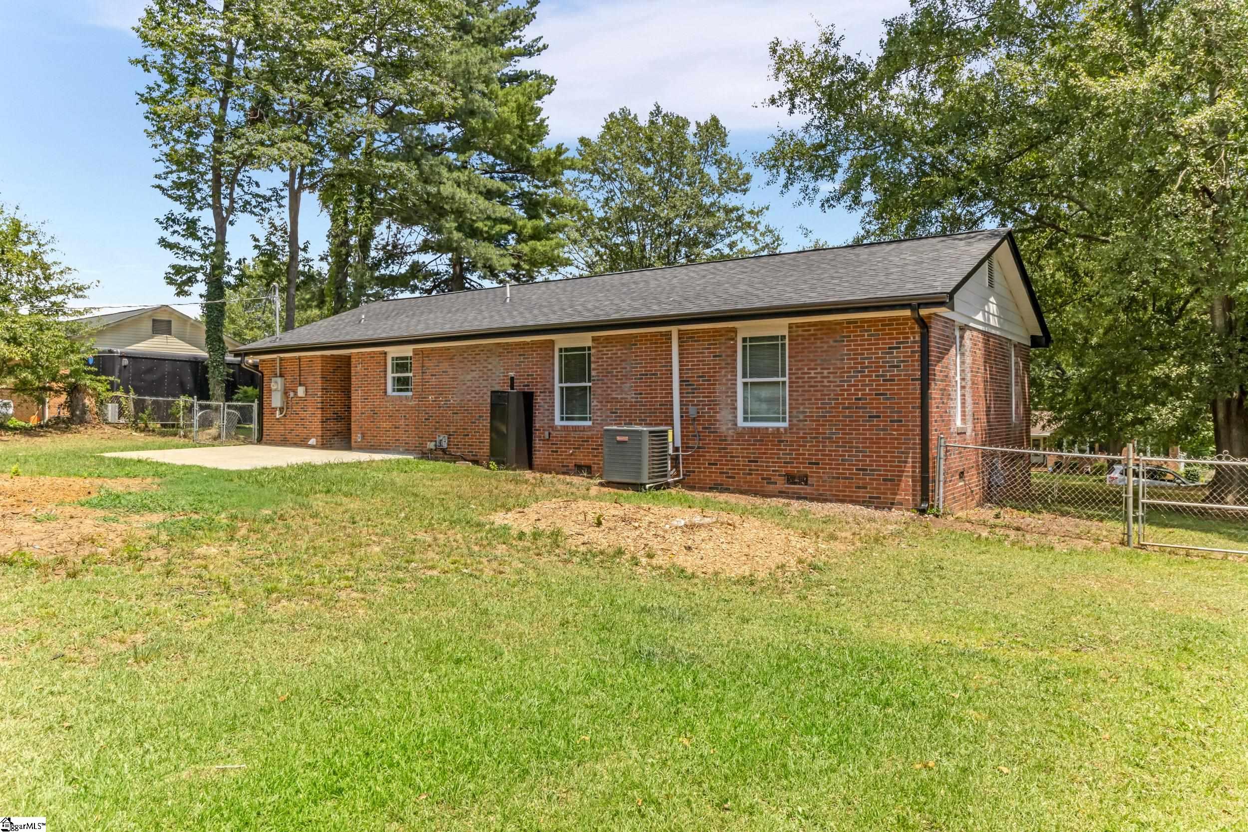 230 Foxhall Road Spartanburg, SC 29306