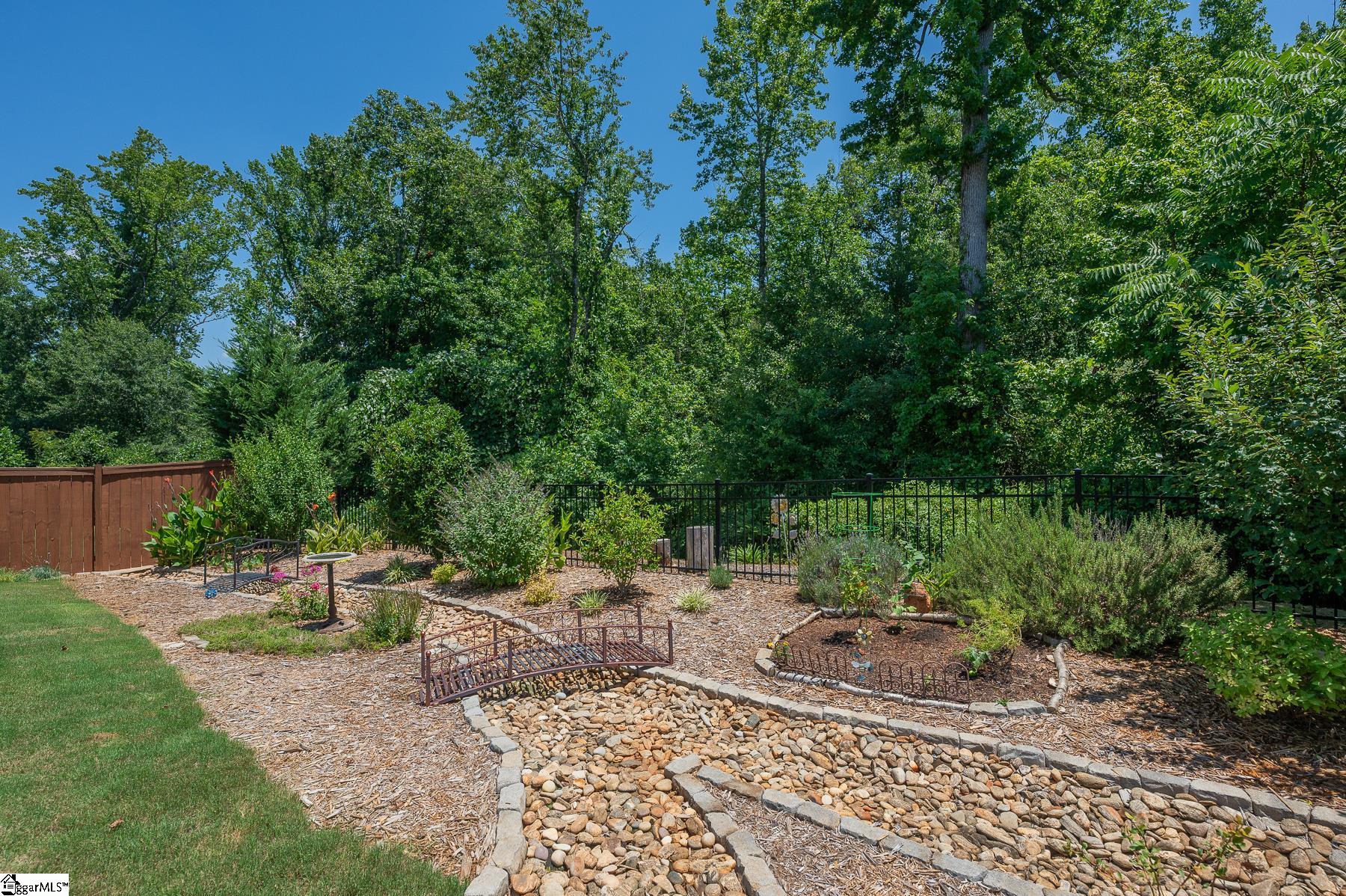 315 Barnhill Court Greenville, SC 29617