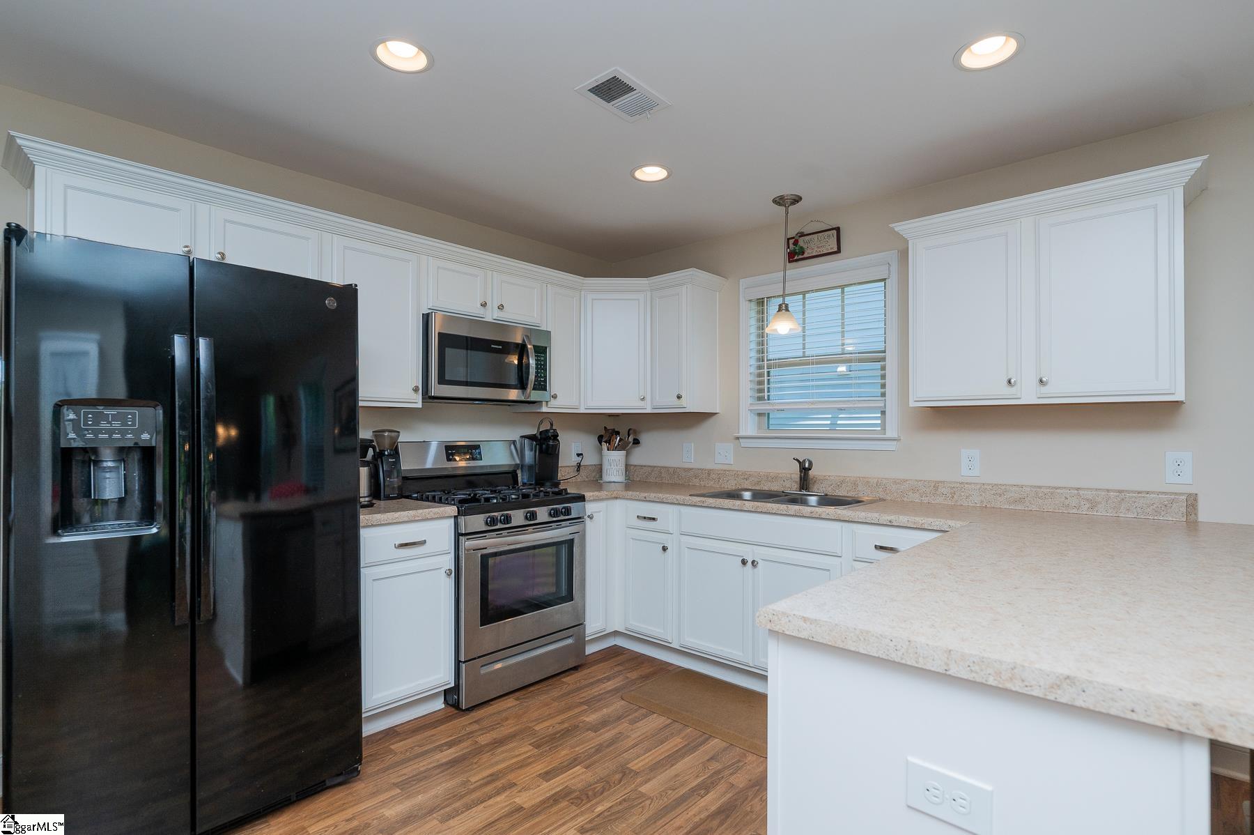 315 Barnhill Court Greenville, SC 29617