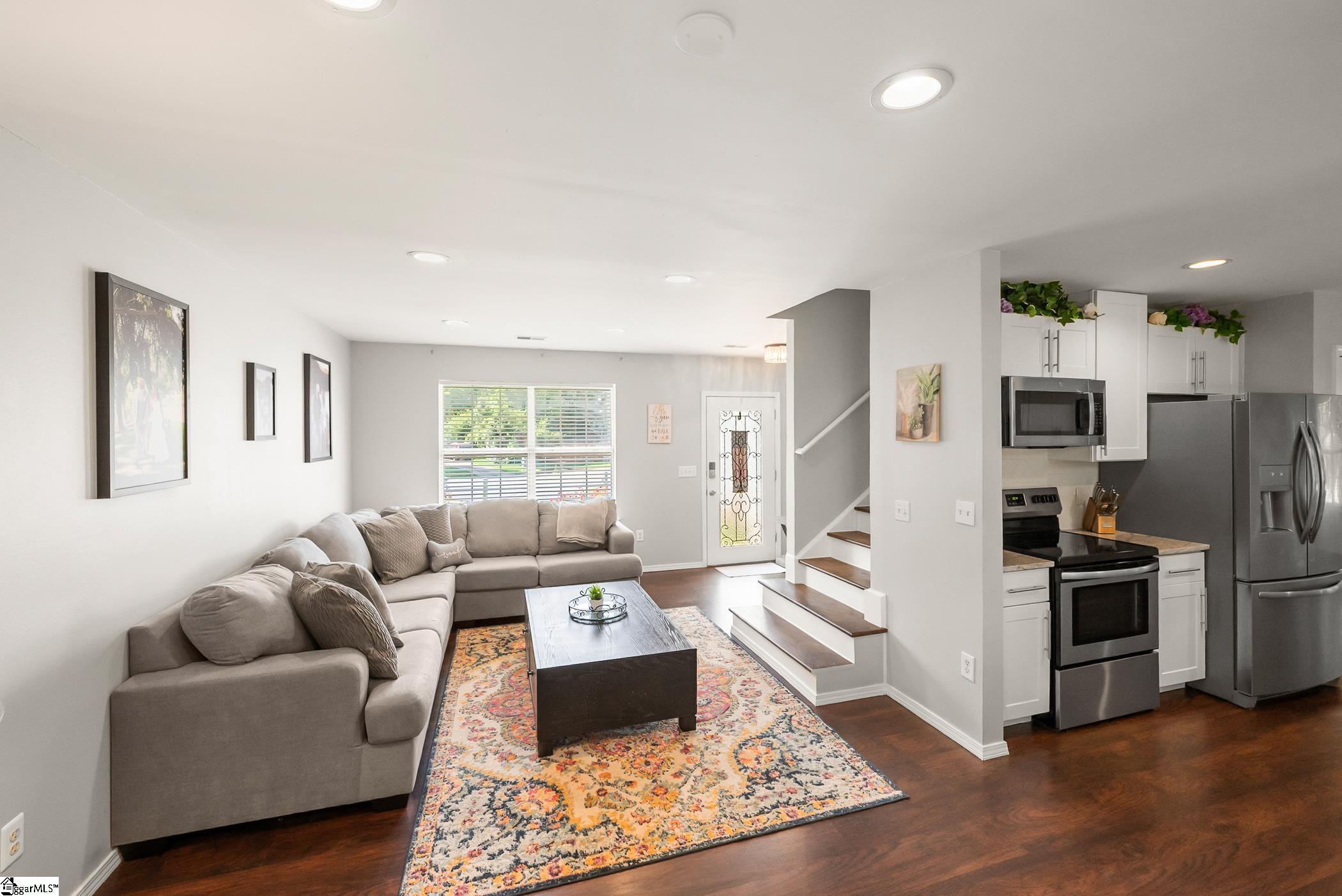3 Hideaway Court Simpsonville, SC 29680