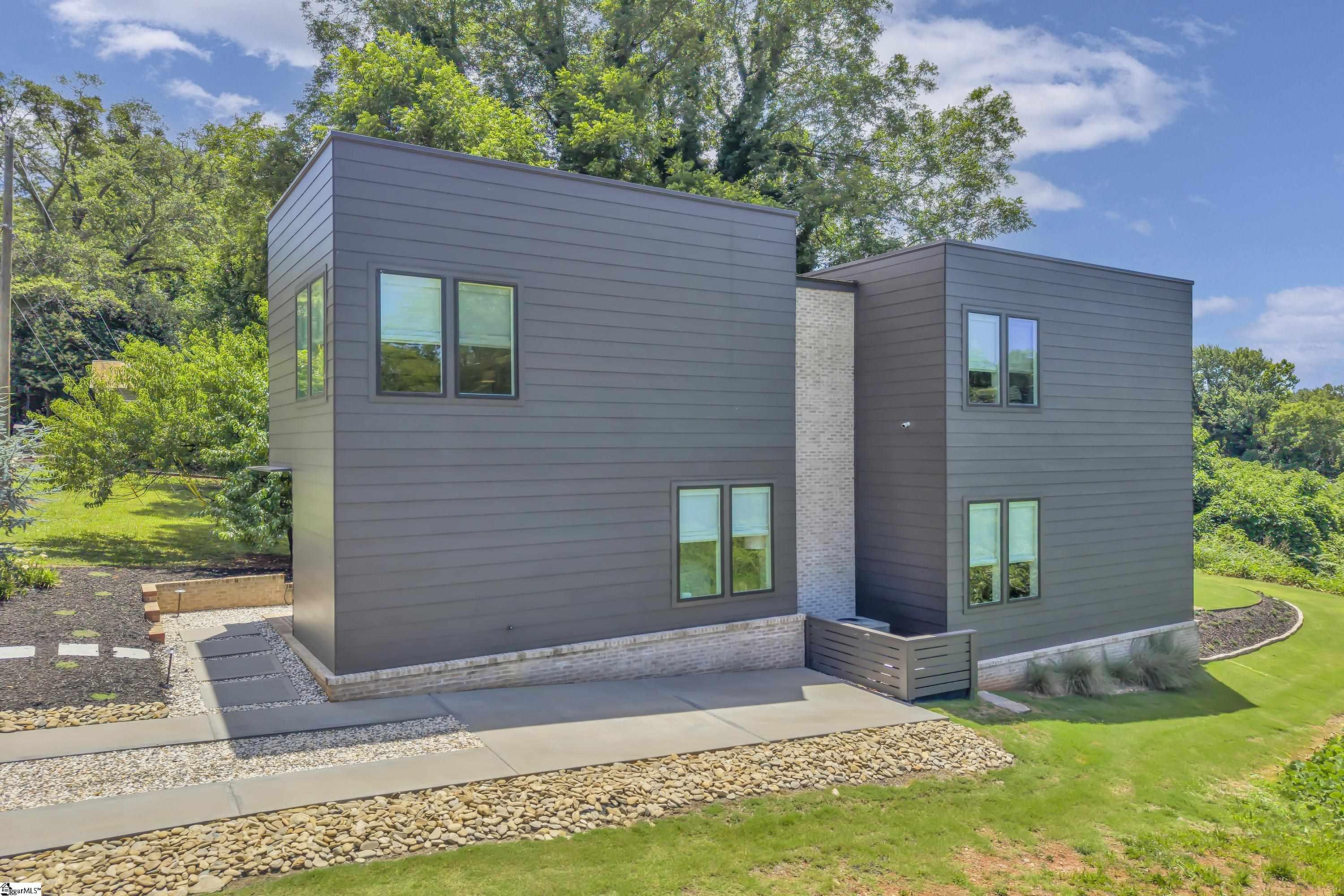 302 Hilly Street Greenville, SC 29607