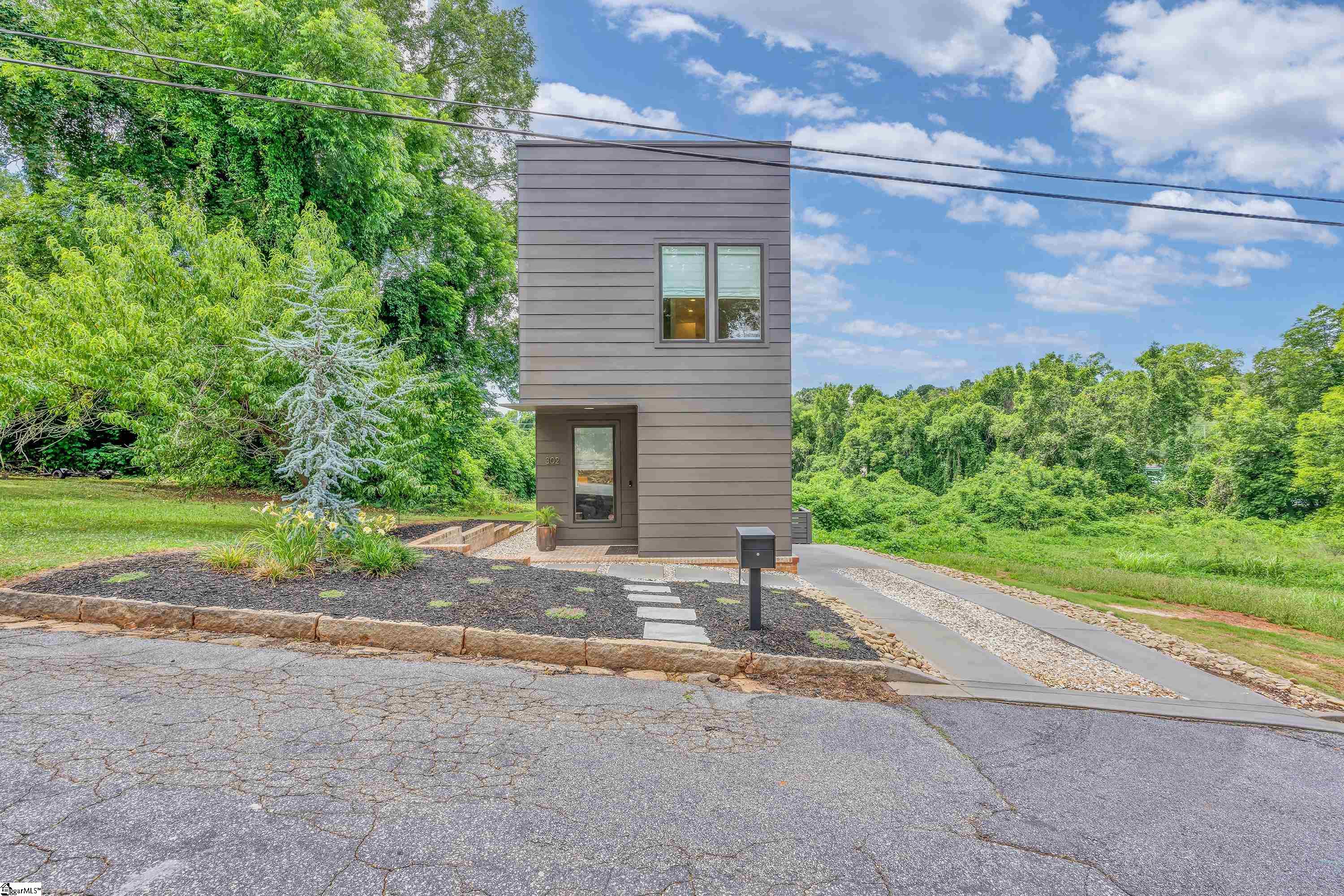 302 Hilly Street Greenville, SC 29607