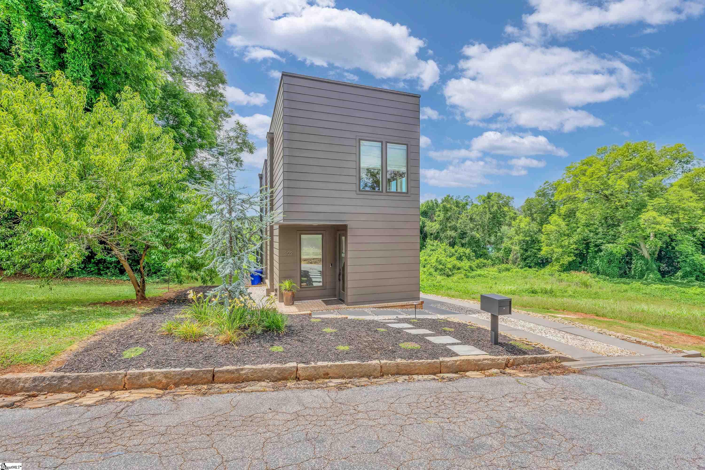 302 Hilly Street Greenville, SC 29607