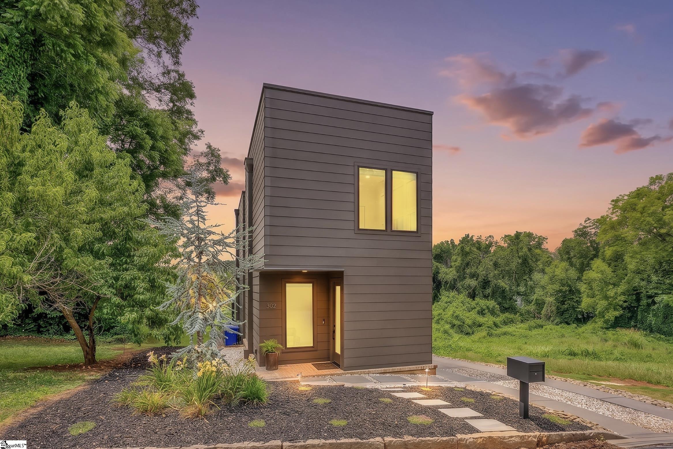 302 Hilly Street Greenville, SC 29607