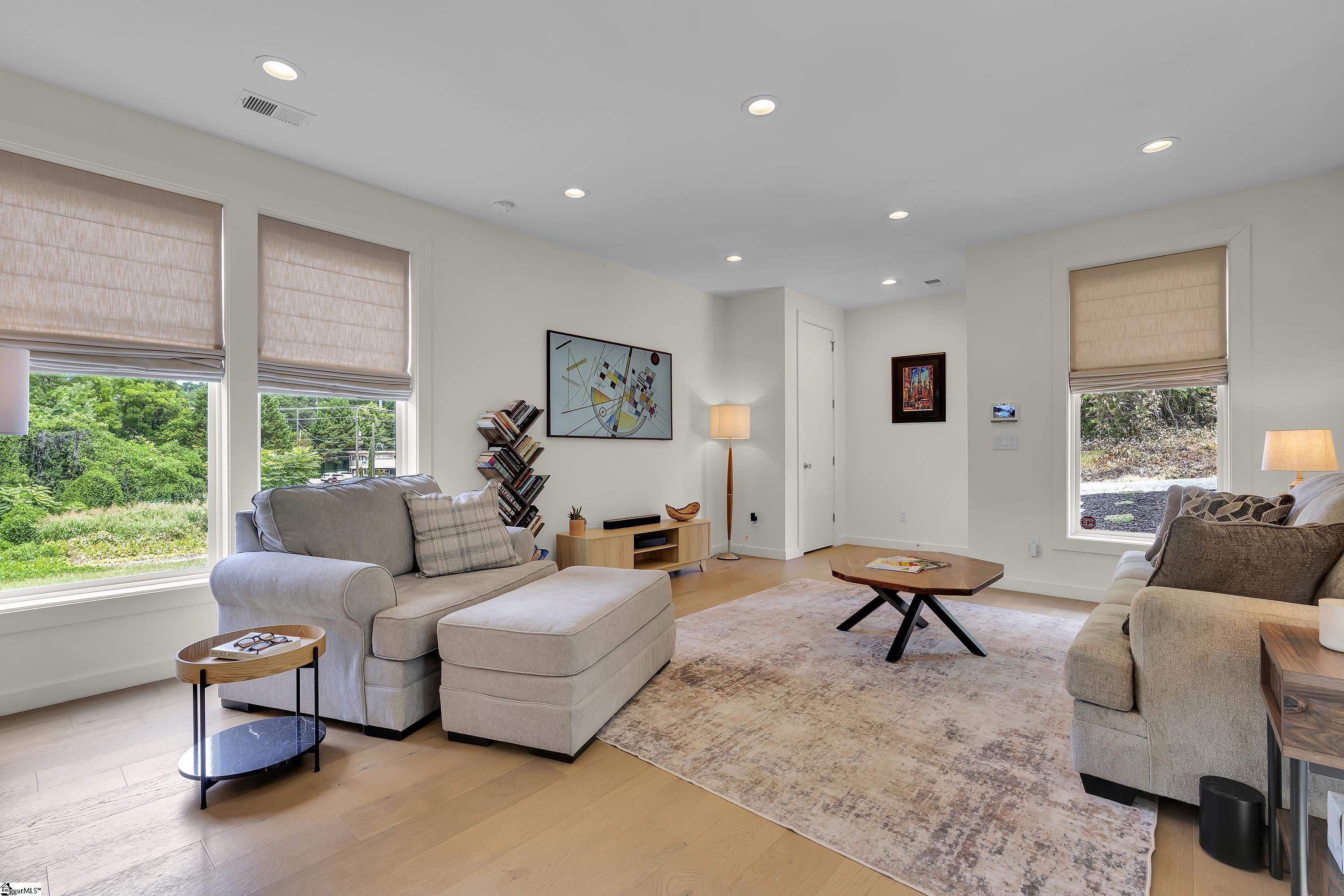 302 Hilly Street Greenville, SC 29607
